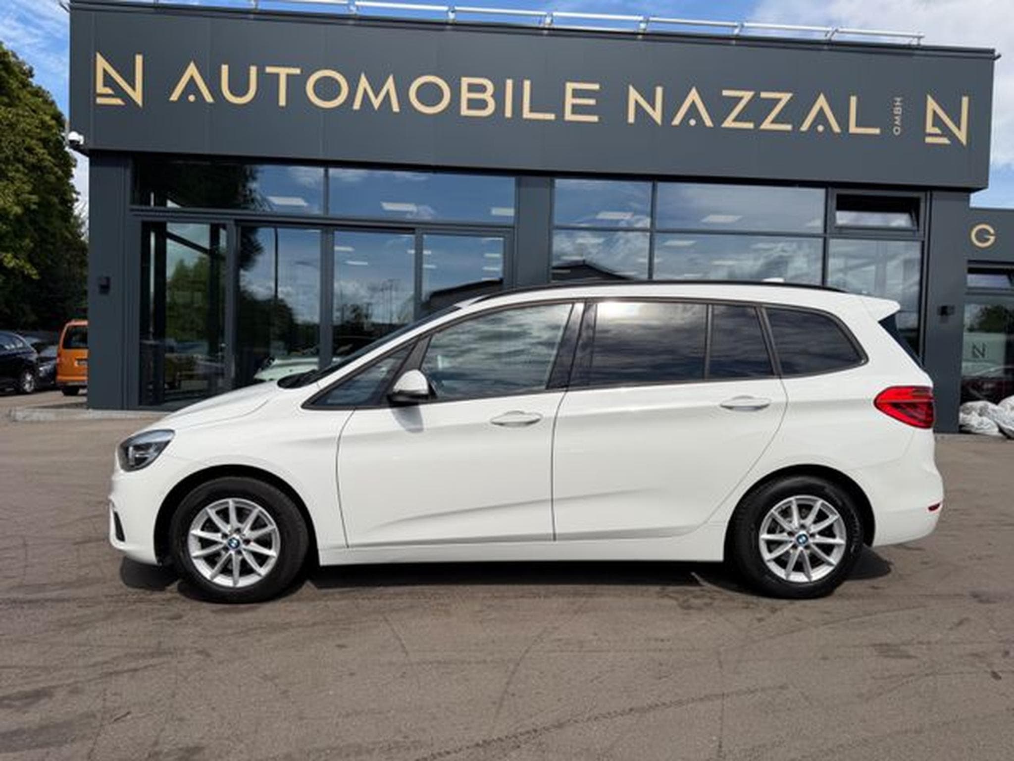 BMW 218 218 GRAN TOURER *AUTOMATIK*NAVI*PANO*SHZ*KAMERA* (2016) - Foto 12