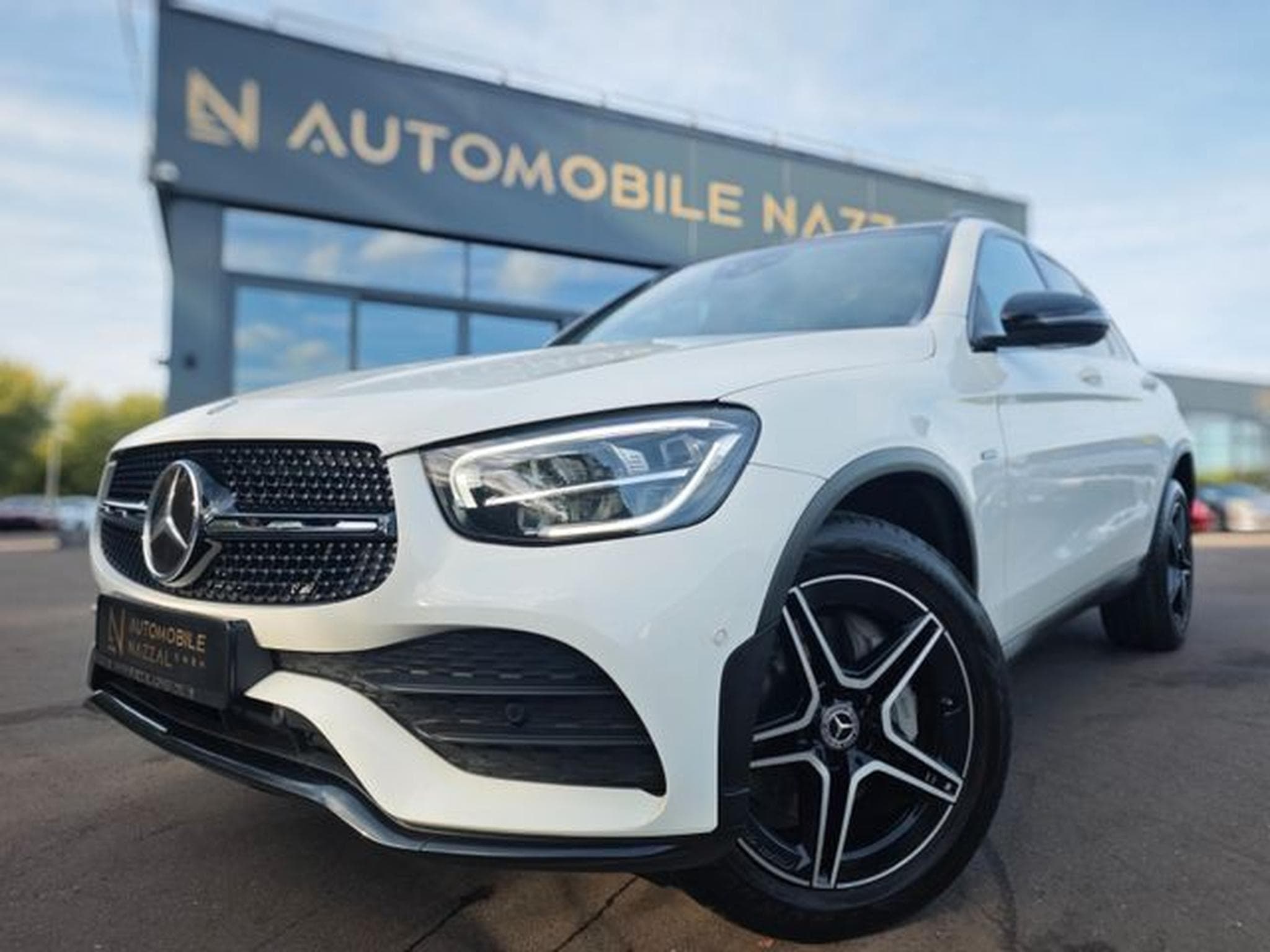 Mercedes GLC 300 GLC 300 DE*AMG LINE*NIGHT PAKET*PANORAMA* (2020) - Foto 12