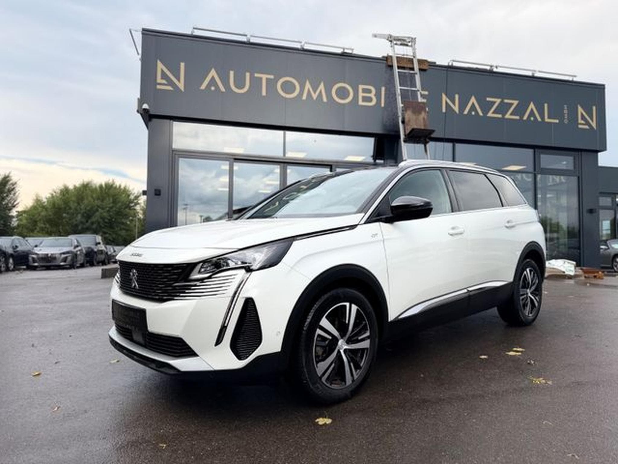 Peugeot 5008 5008 GT *AUT*7 SITZE*PANO*LED*TEILLEDER*KAM*NAVI (2024) - Photo 1
