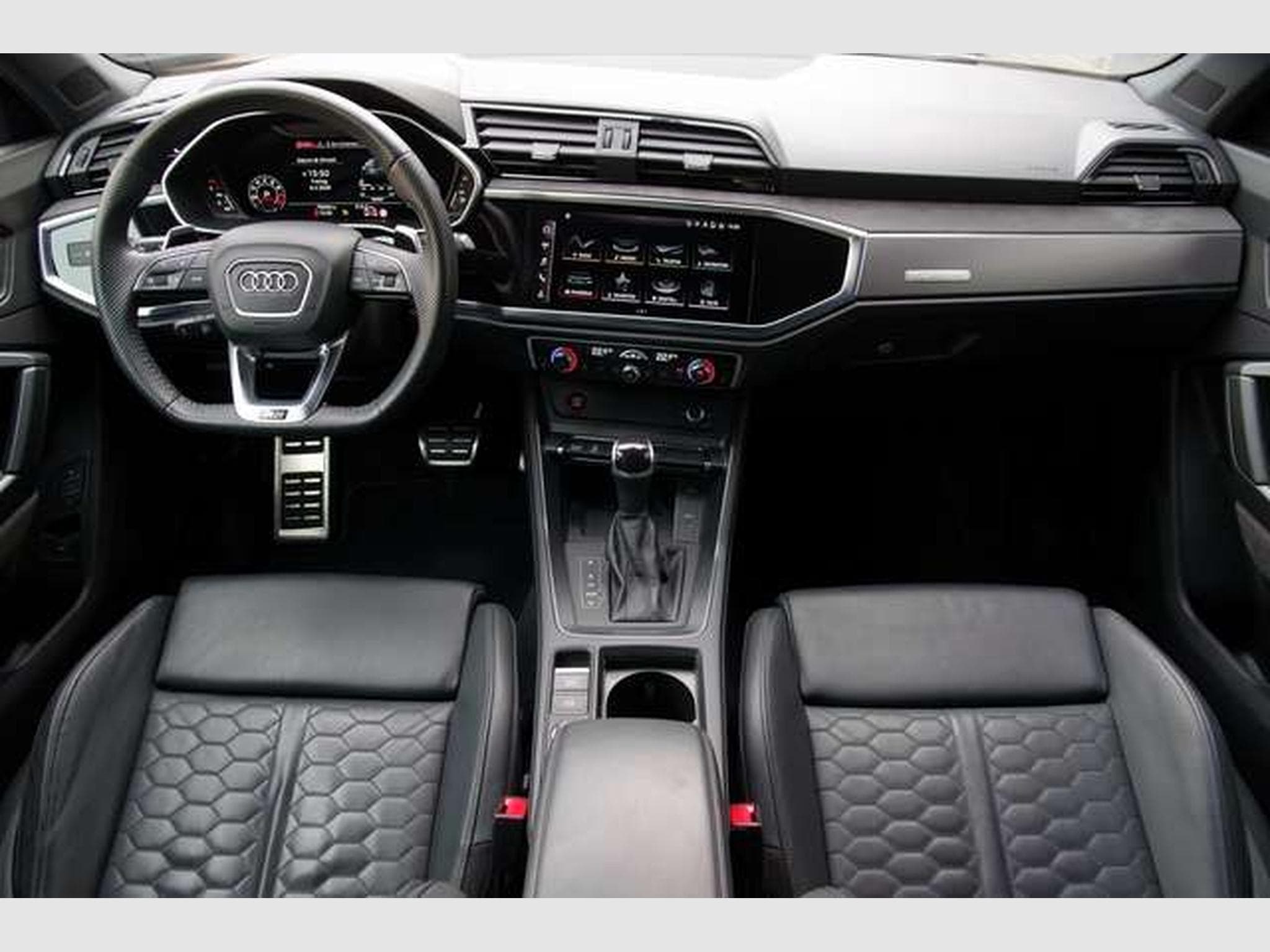 Audi RSQ3 RS Q3 Sportback quattro*RS-Sportsitze,AHK,Pano* (2021) - Photo 4