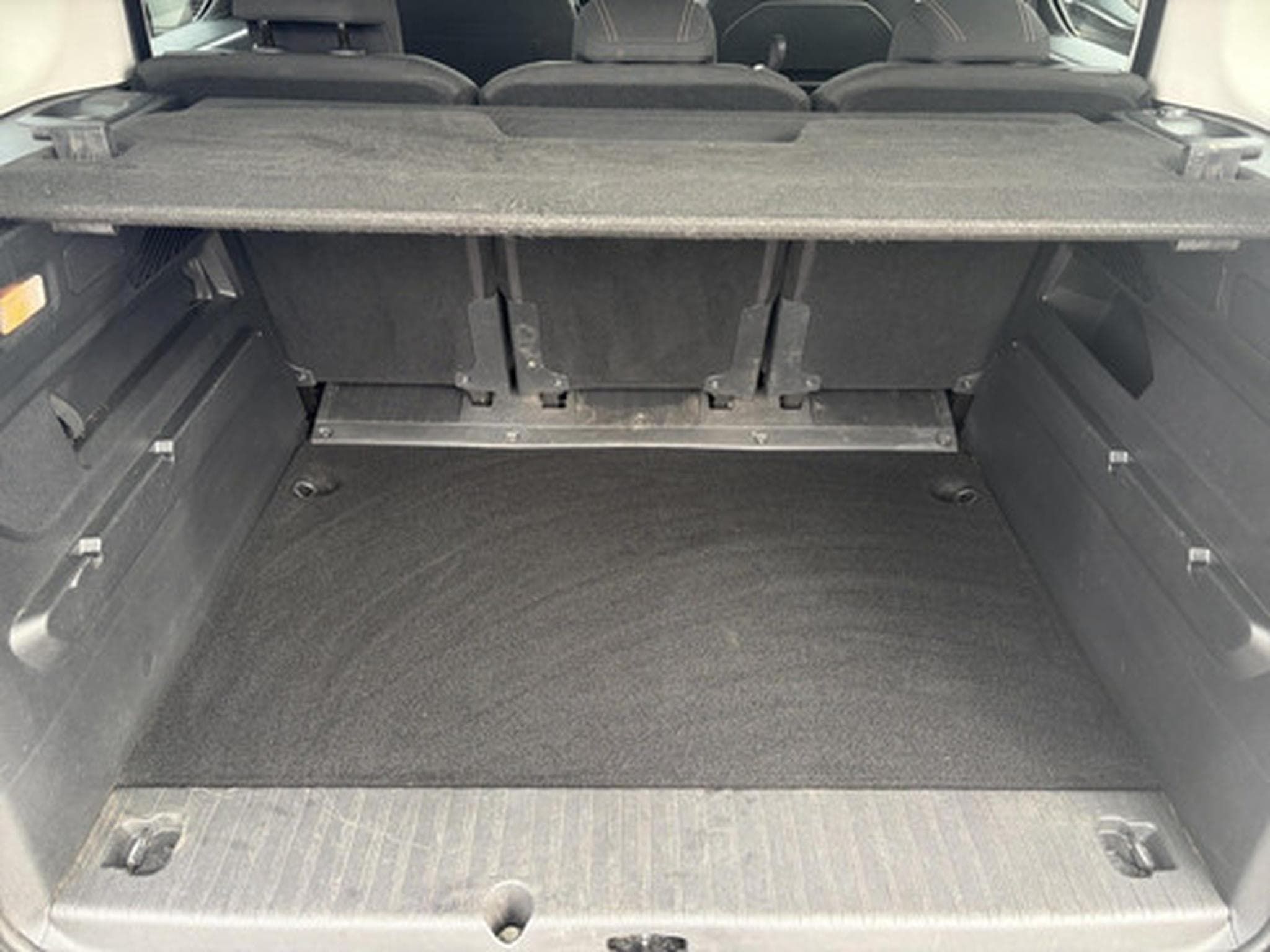 Peugeot Rifter 1.5 BlueHDi 130 EAT8 S/S GT Line (2020) - Foto 18