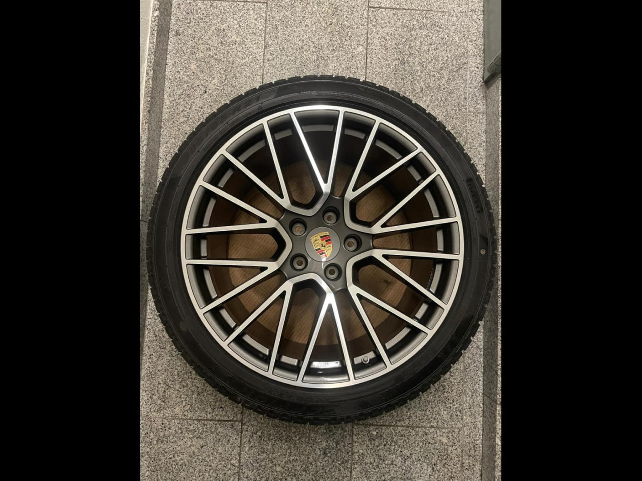 Jantes alu + Pneus h – 21" - Photo 1