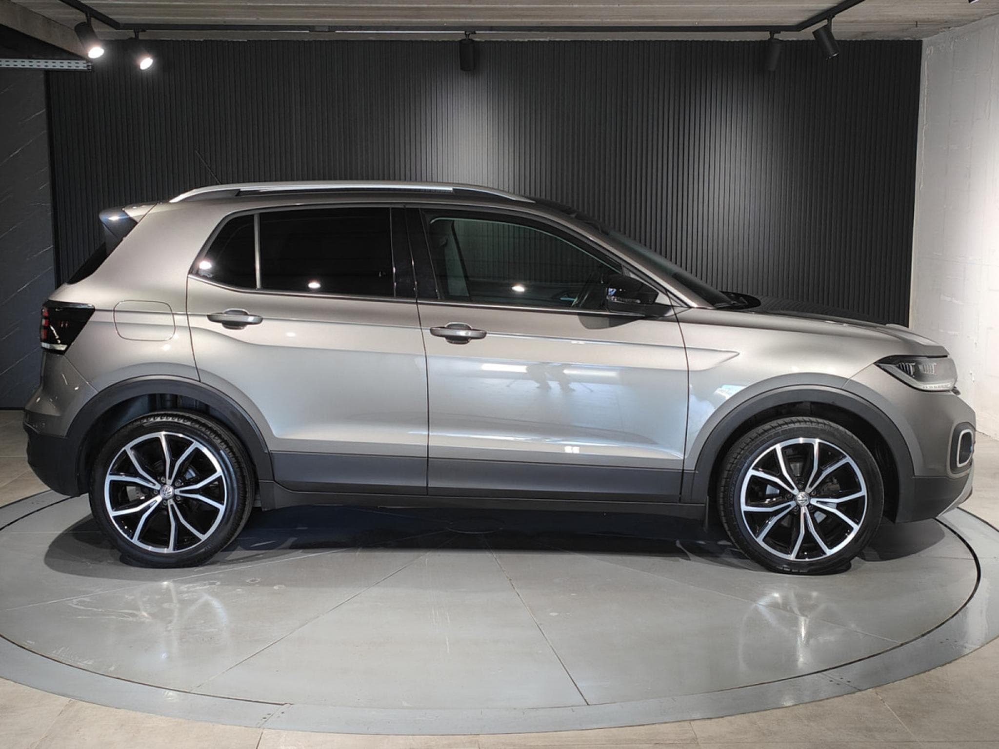 VW T-Cross 1.0 TSI DSG CLIM SIEGES CHAUFF BLUETOOTH (2019) - Photo 2