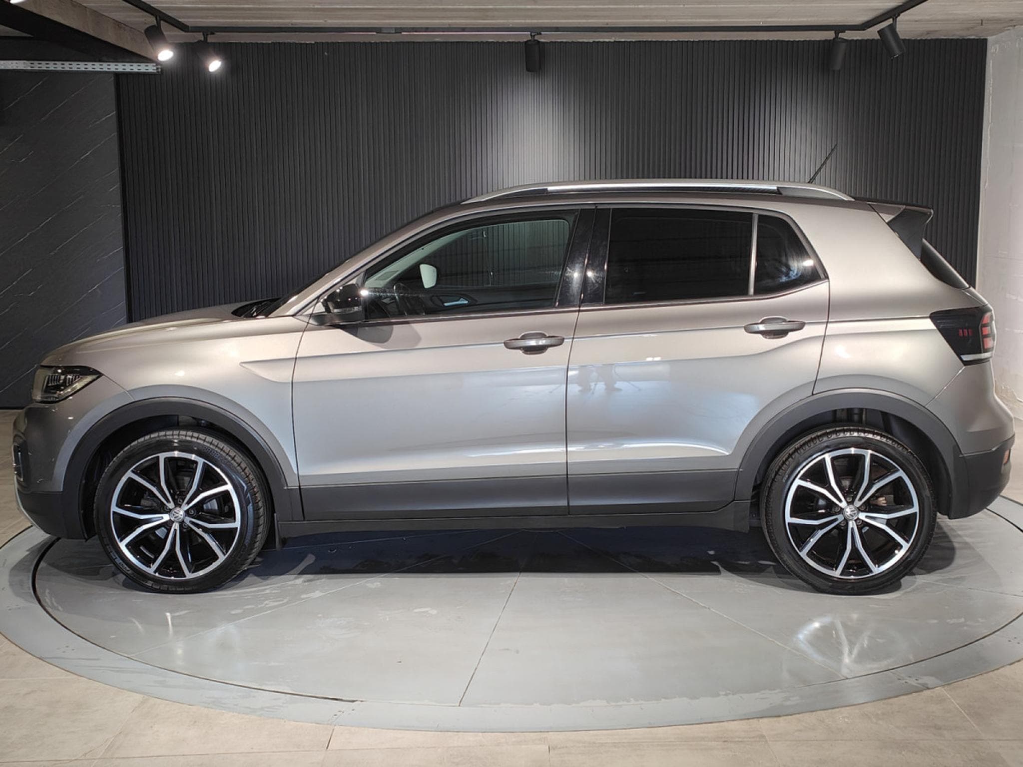 VW T-Cross 1.0 TSI DSG CLIM SIEGES CHAUFF BLUETOOTH (2019) - Photo 5