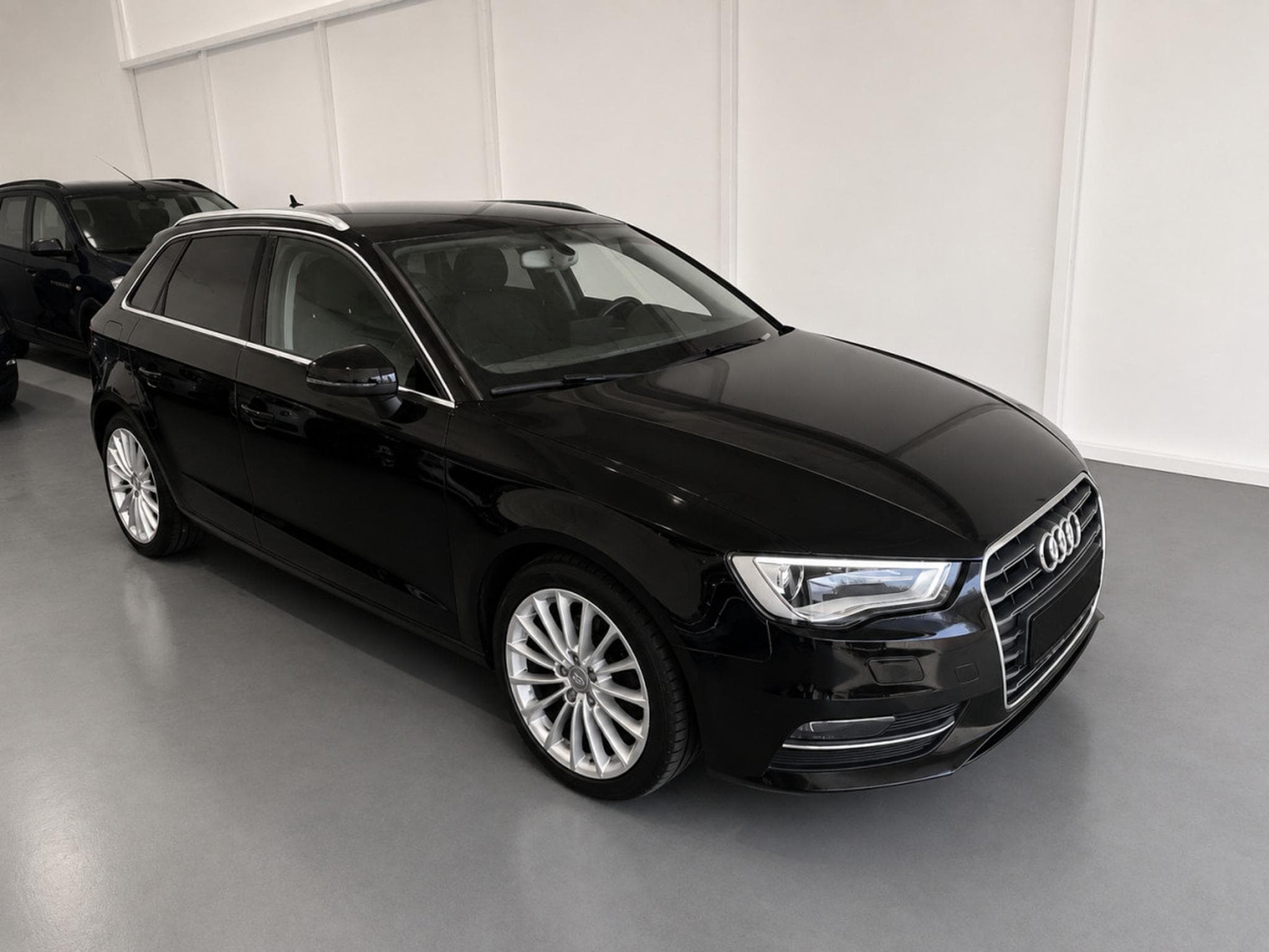 Audi A3 2.0 Tdi 150 Sportback Ambition Xenon Navi (2013) - Photo 2