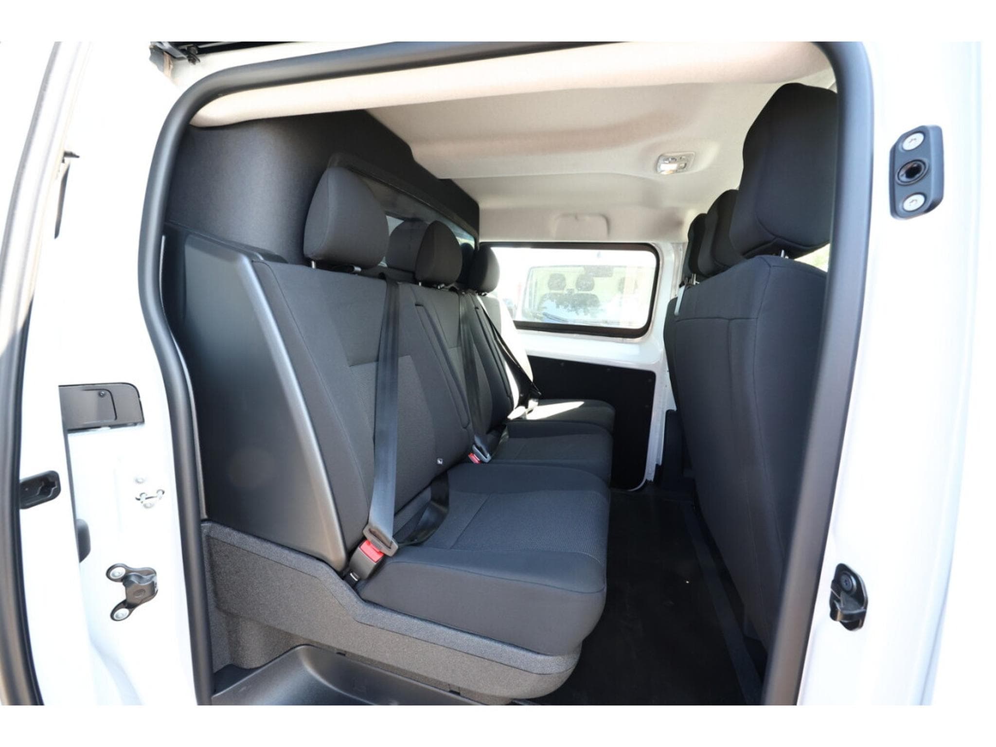 Fiat Scudo 2.0 BlueHDI 150 Double Cabine (2026) - Photo 9
