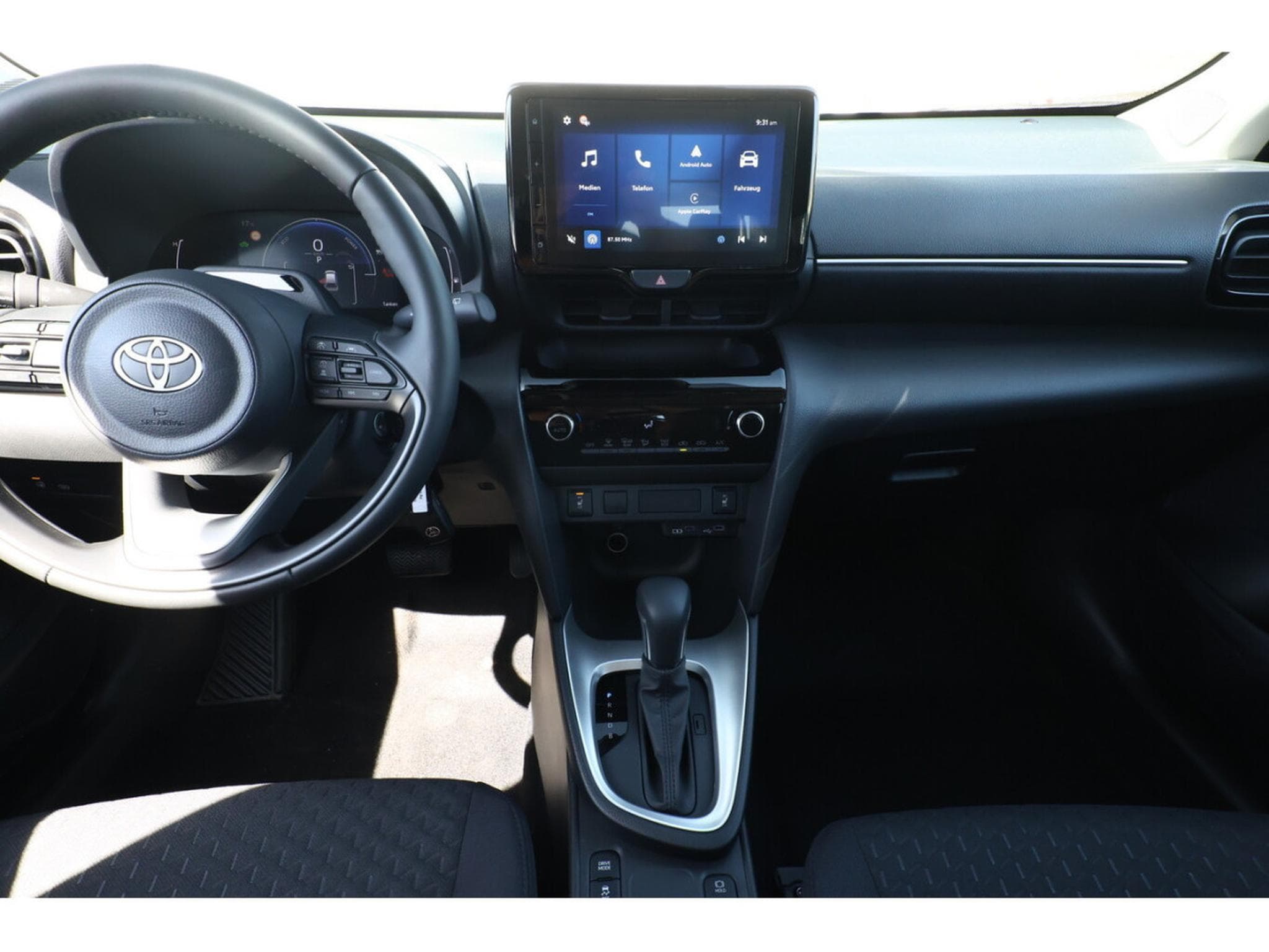 Toyota Yaris Cross 1.5 VVT-i  116 Hybride (2026) - Photo 8