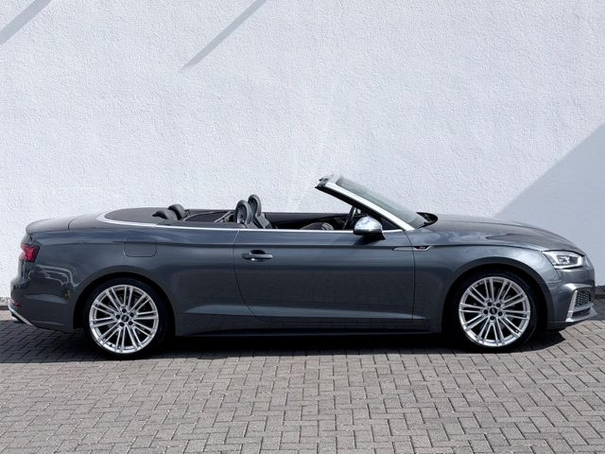 Audi S5 S5 Cabriolet 3.0 TFSI quattro /LED/MASSAGE/CAM/ (2018) - Photo 4