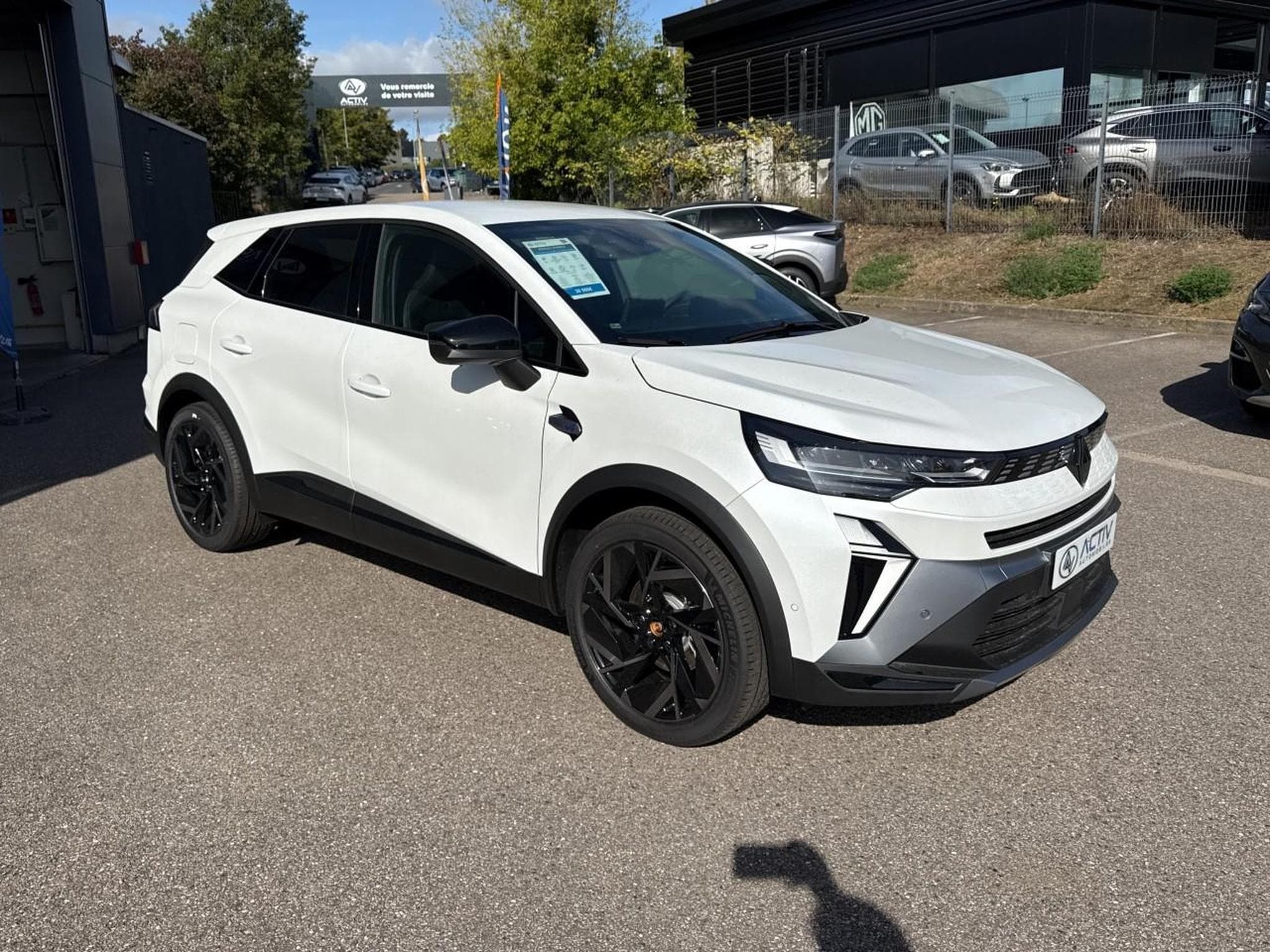 Renault SYMBIOZ 1.8 E-TECH FULL HYBRID 160 ESPRIT ALPINE (2026) - Photo 3