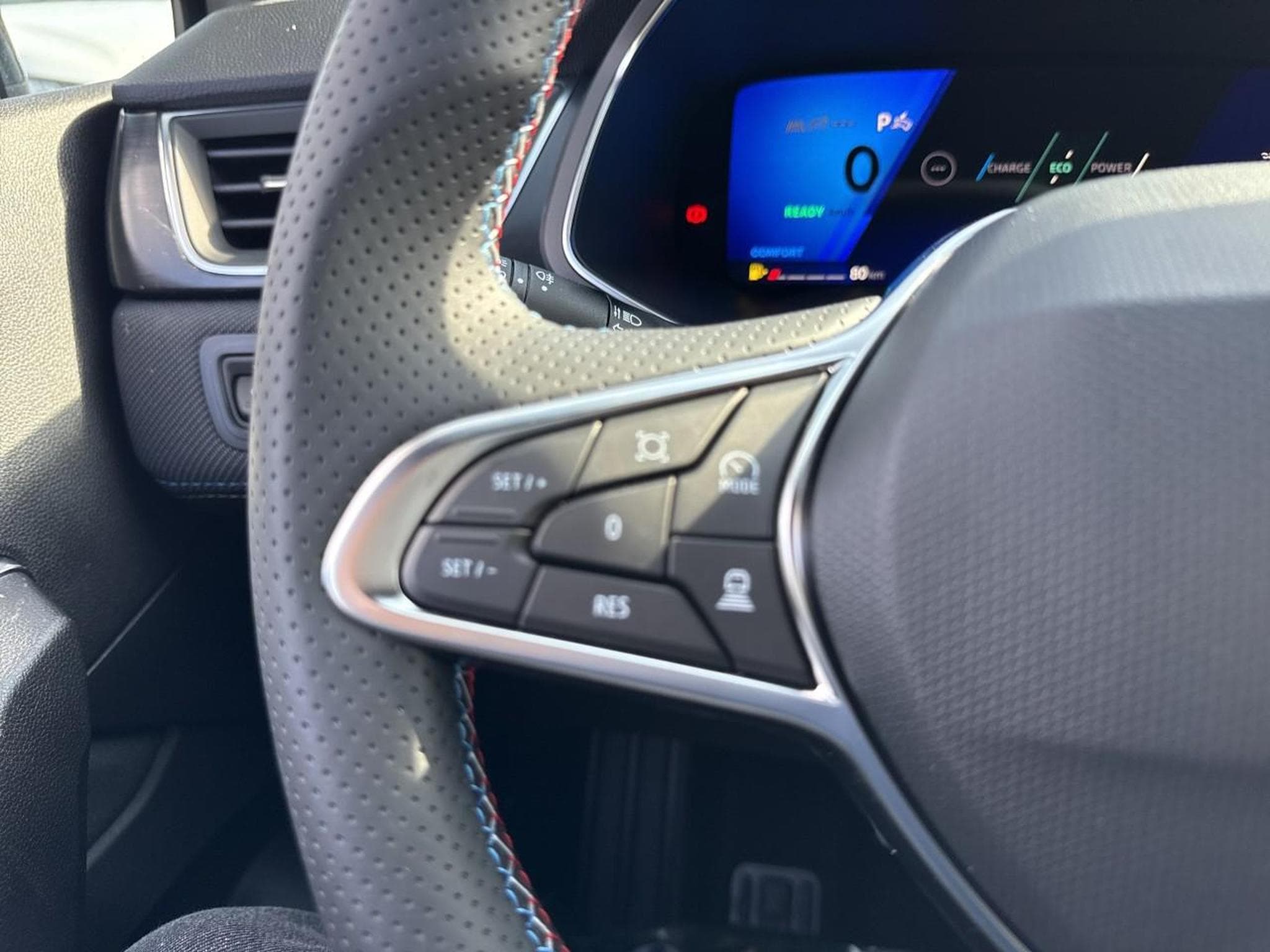 Renault SYMBIOZ 1.8 E-TECH FULL HYBRID 160 ESPRIT ALPINE (2026) - Photo 20