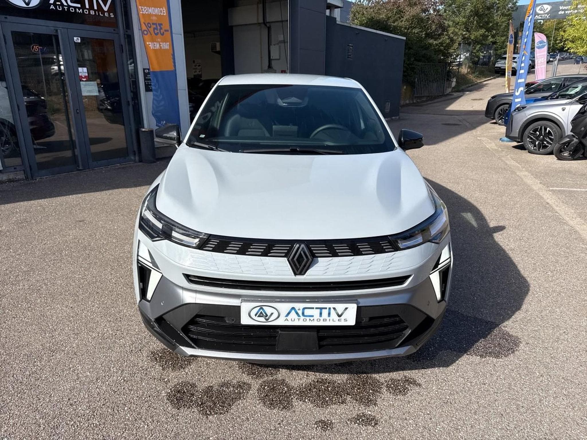 Renault SYMBIOZ 1.8 E-TECH FULL HYBRID 160 ESPRIT ALPINE (2026) - Photo 2