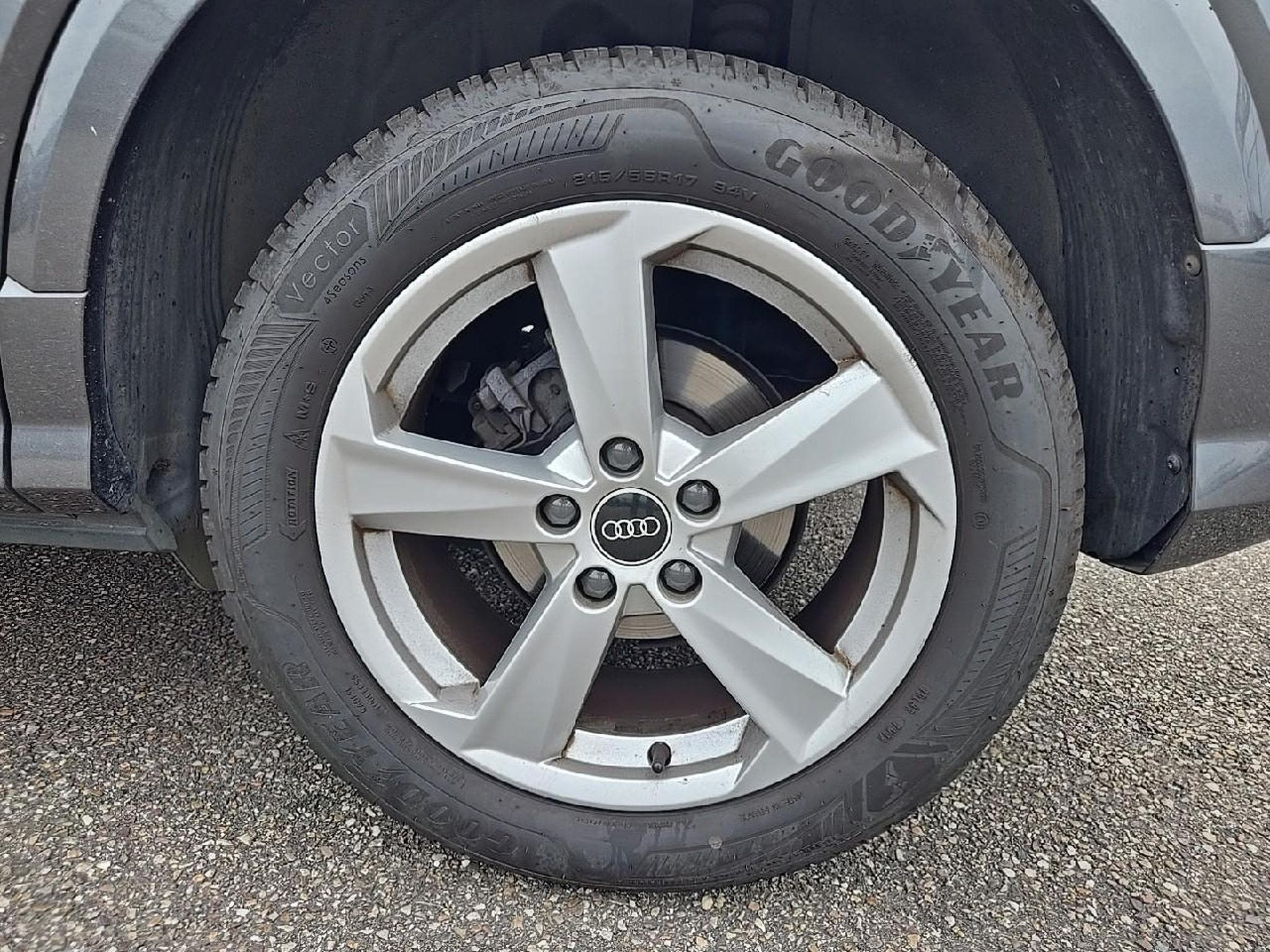 Audi Q2 1.6 TDI 116CH SPORT (2017) - Photo 9
