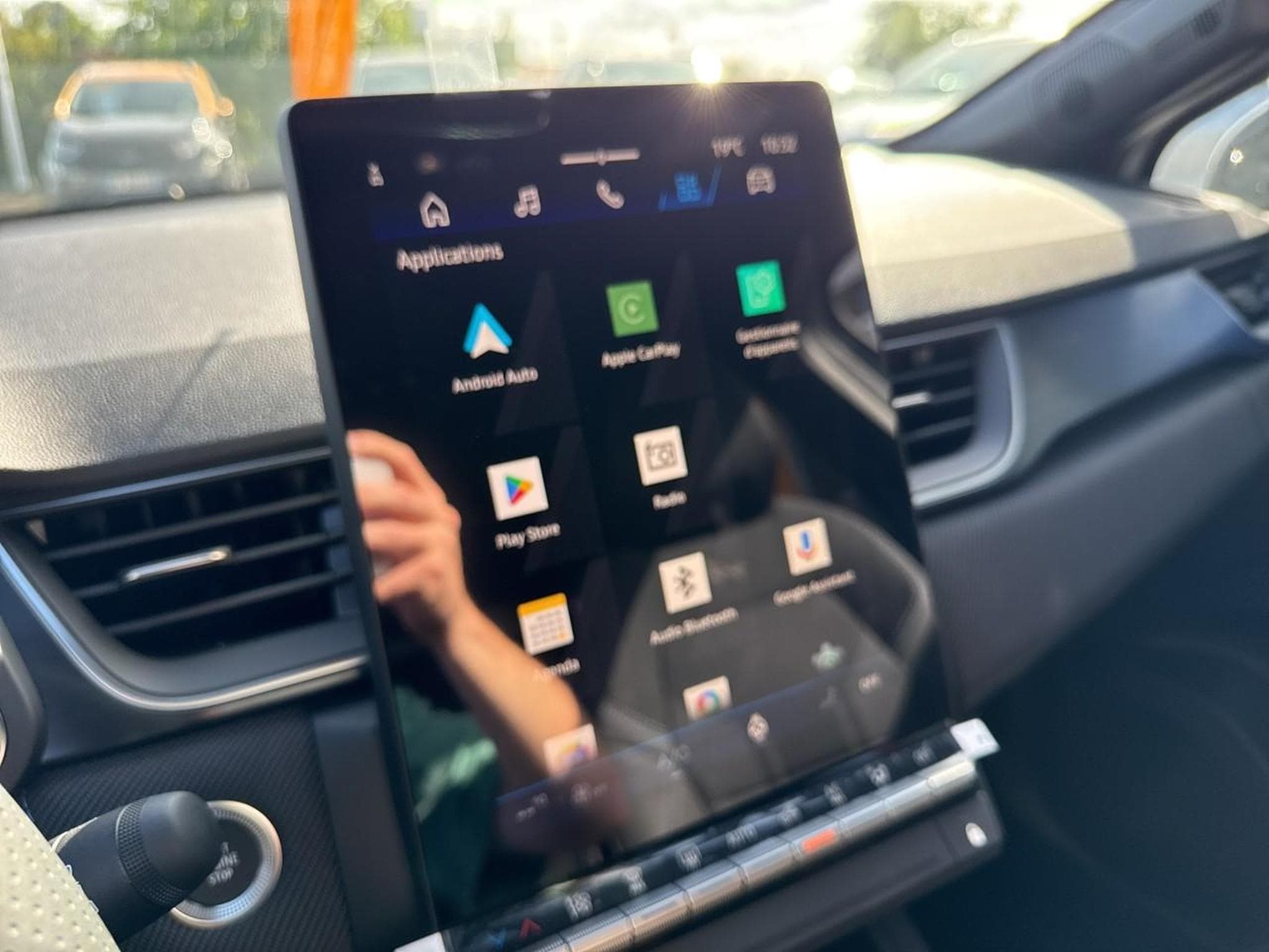 Renault SYMBIOZ 1.8 E-TECH FULL HYBRID 160 ESPRIT ALPINE (2026) - Photo 19