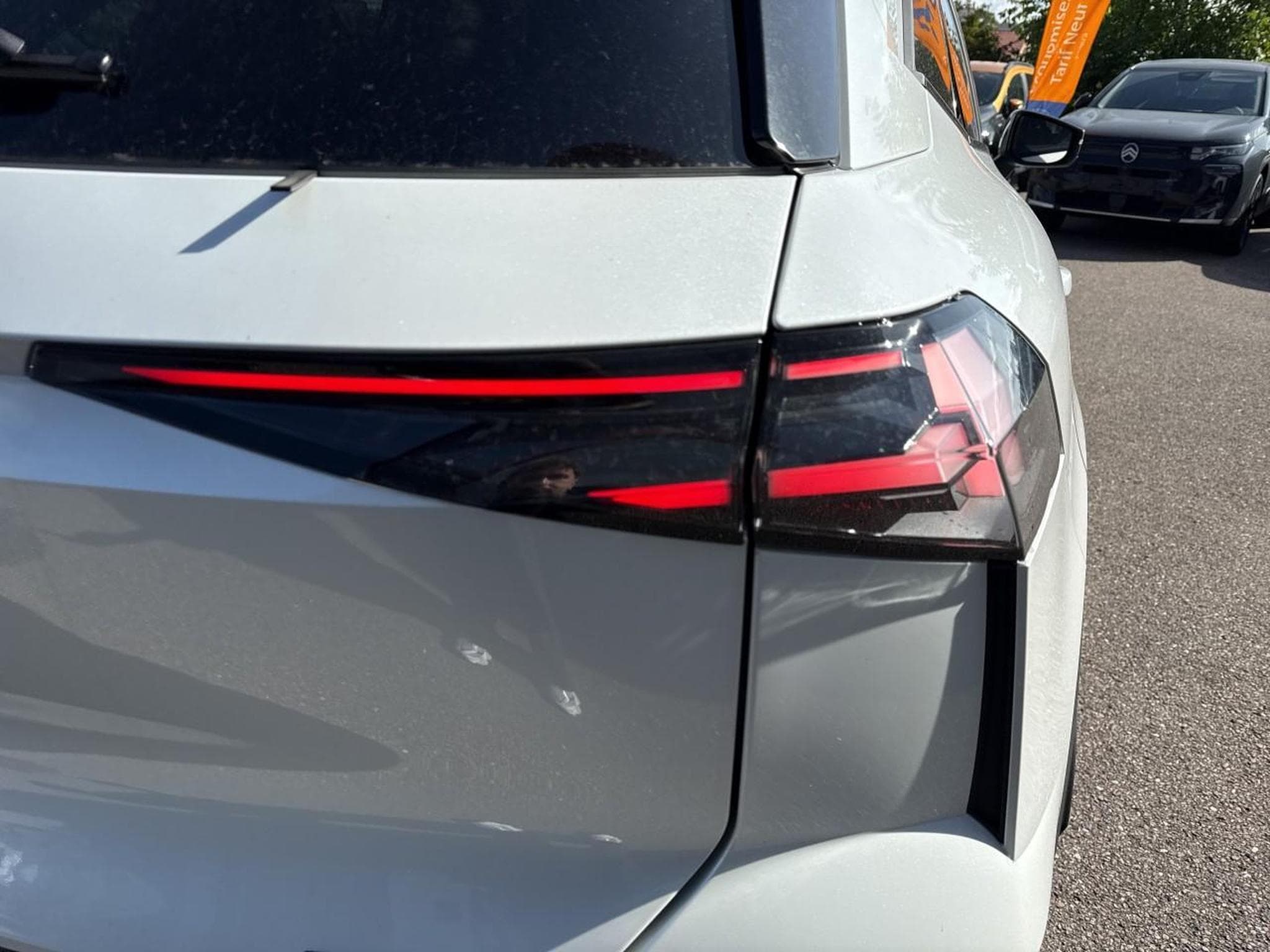 Renault SYMBIOZ 1.8 E-TECH FULL HYBRID 160 ESPRIT ALPINE (2026) - Photo 8