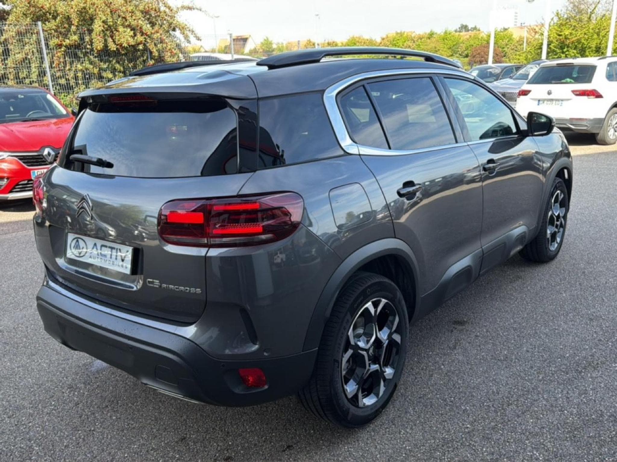 Citroen C5 AIRCROSS 1.2 HYBRIDE 145 MAX BOITE AUTOMATIQUE (2025) - Photo 5