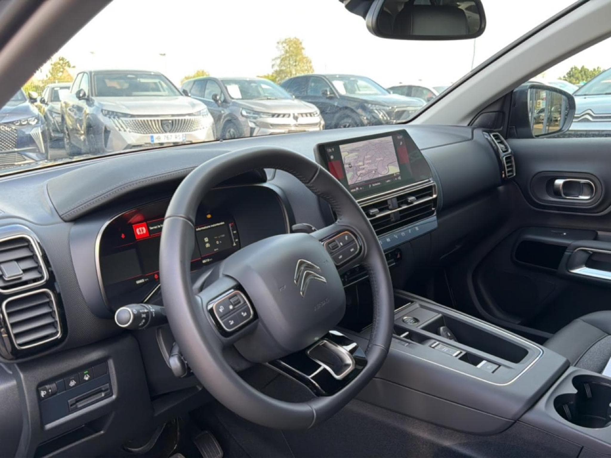 Citroen C5 AIRCROSS 1.2 HYBRIDE 145 MAX BOITE AUTOMATIQUE (2025) - Photo 11