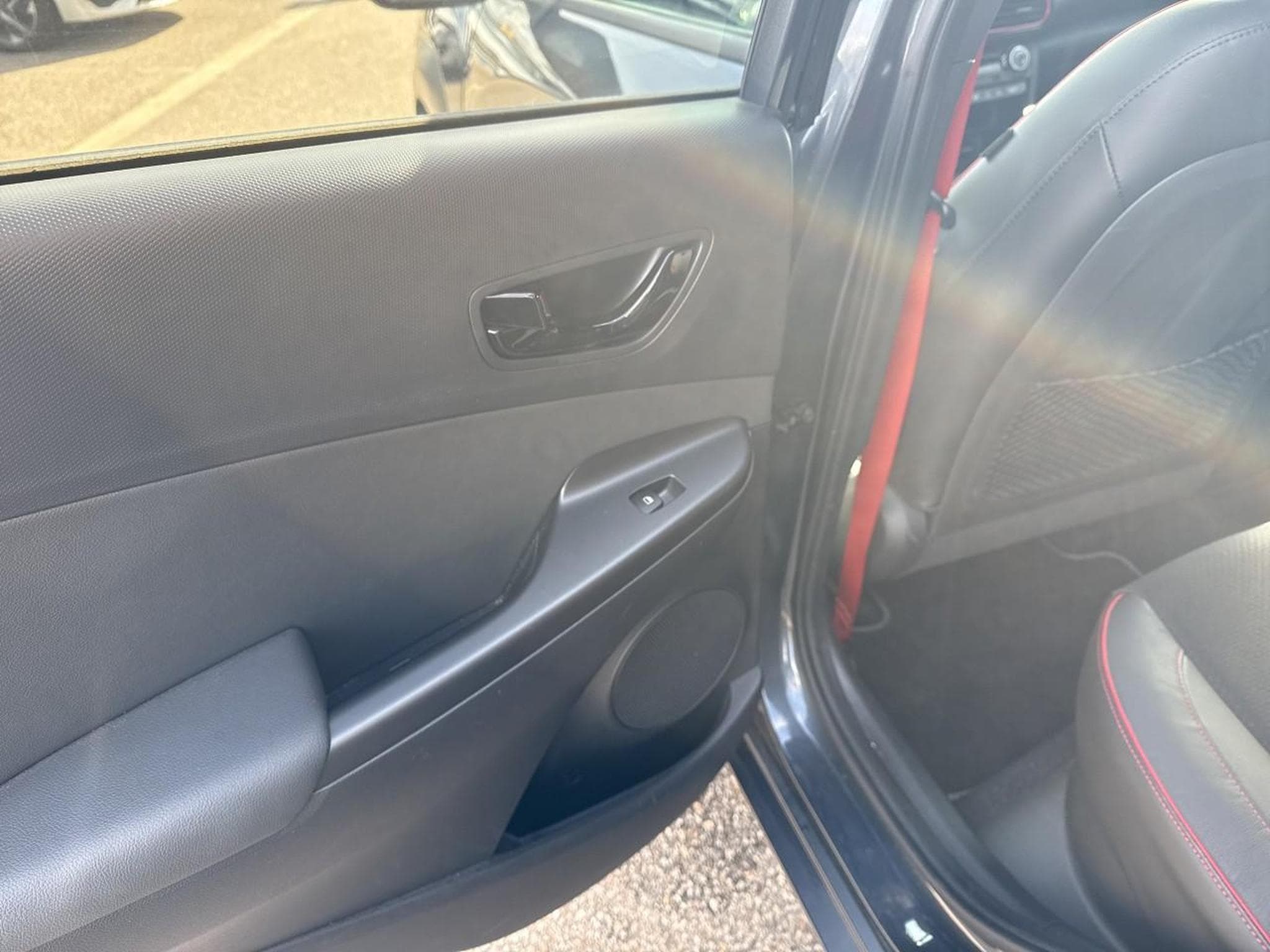 Hyundai KONA 1.0 T-GDI 120 FAP CREATIVE (2019) - Photo 10
