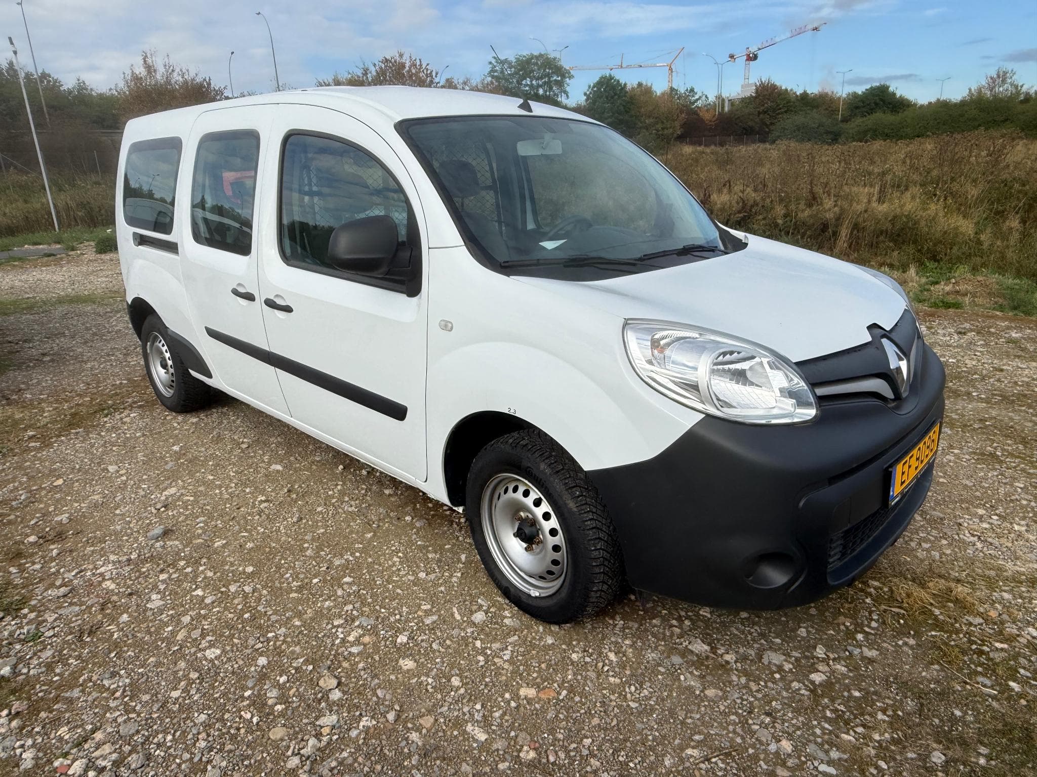 Renault Kangoo 1.5dci 95cv Maxi (2021) - Photo 4