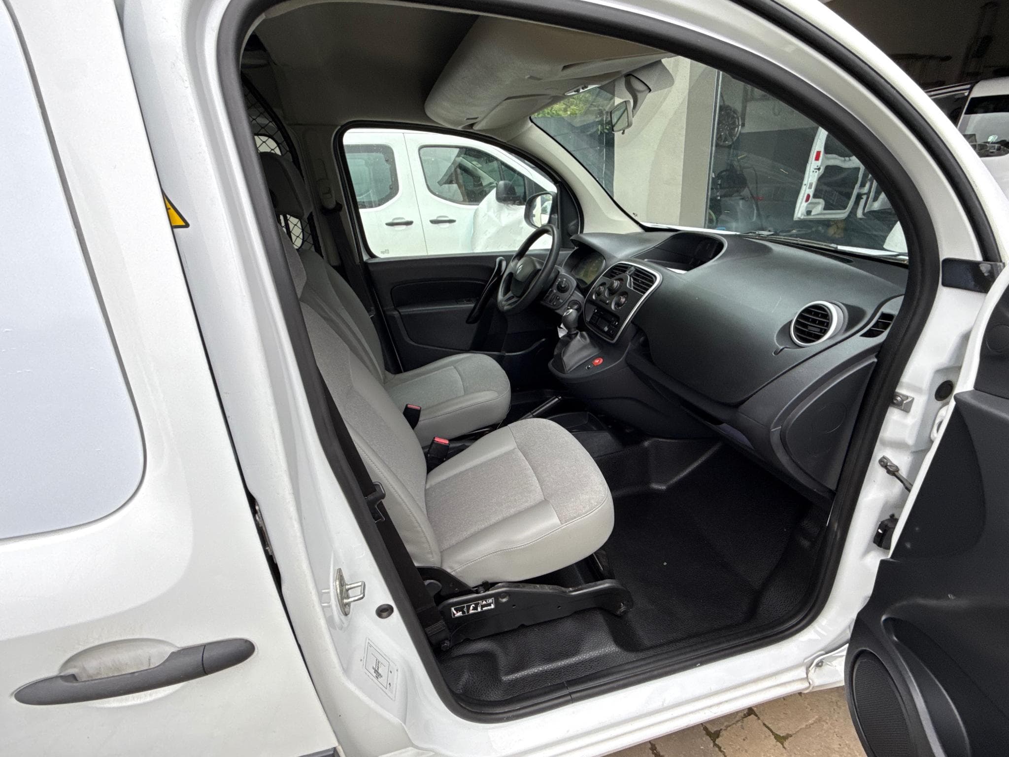 Renault Kangoo 1.5dci (2020) - Photo 7