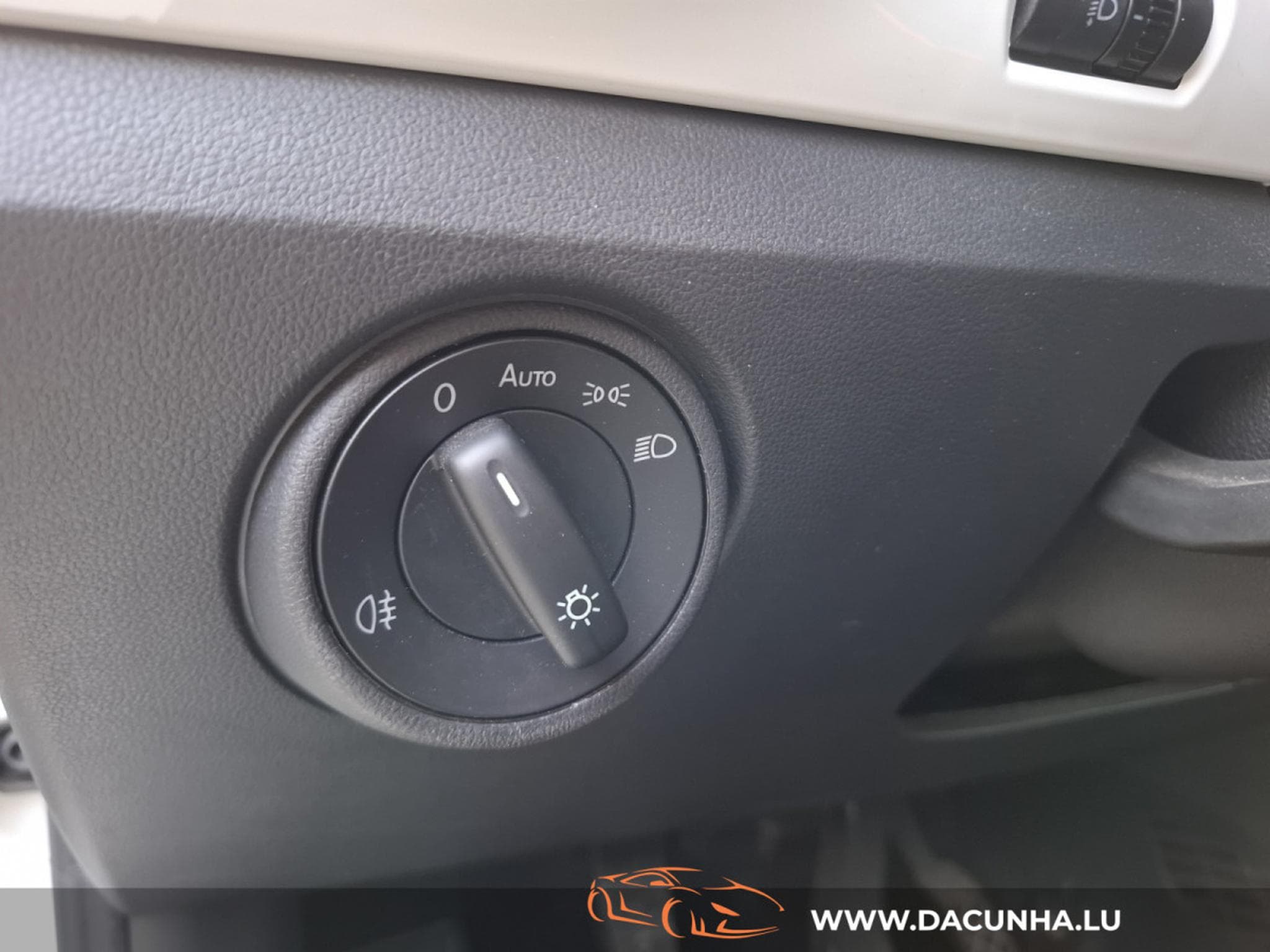 Skoda Citigo 1.0 FUN!!, CLIMA AUTO, SIEGES CHAUFF., PDC, BLUETOOTH, SOUND (2016) - Foto 11