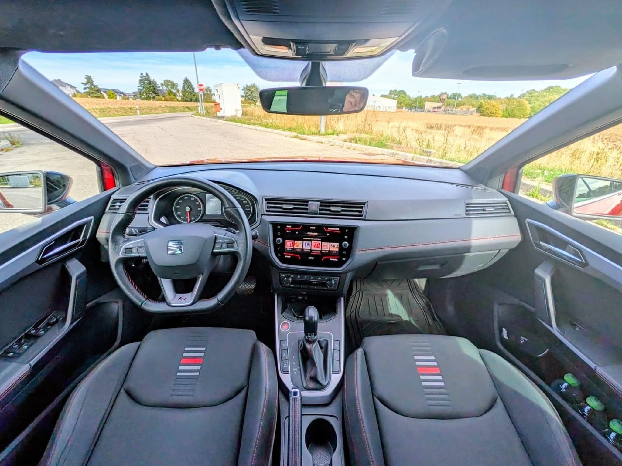 Seat Arona FR (2019) - Foto 6