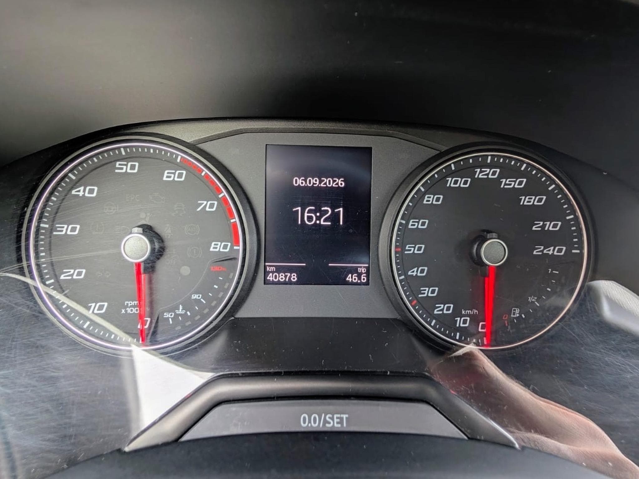 Seat Arona FR (2019) - Foto 8