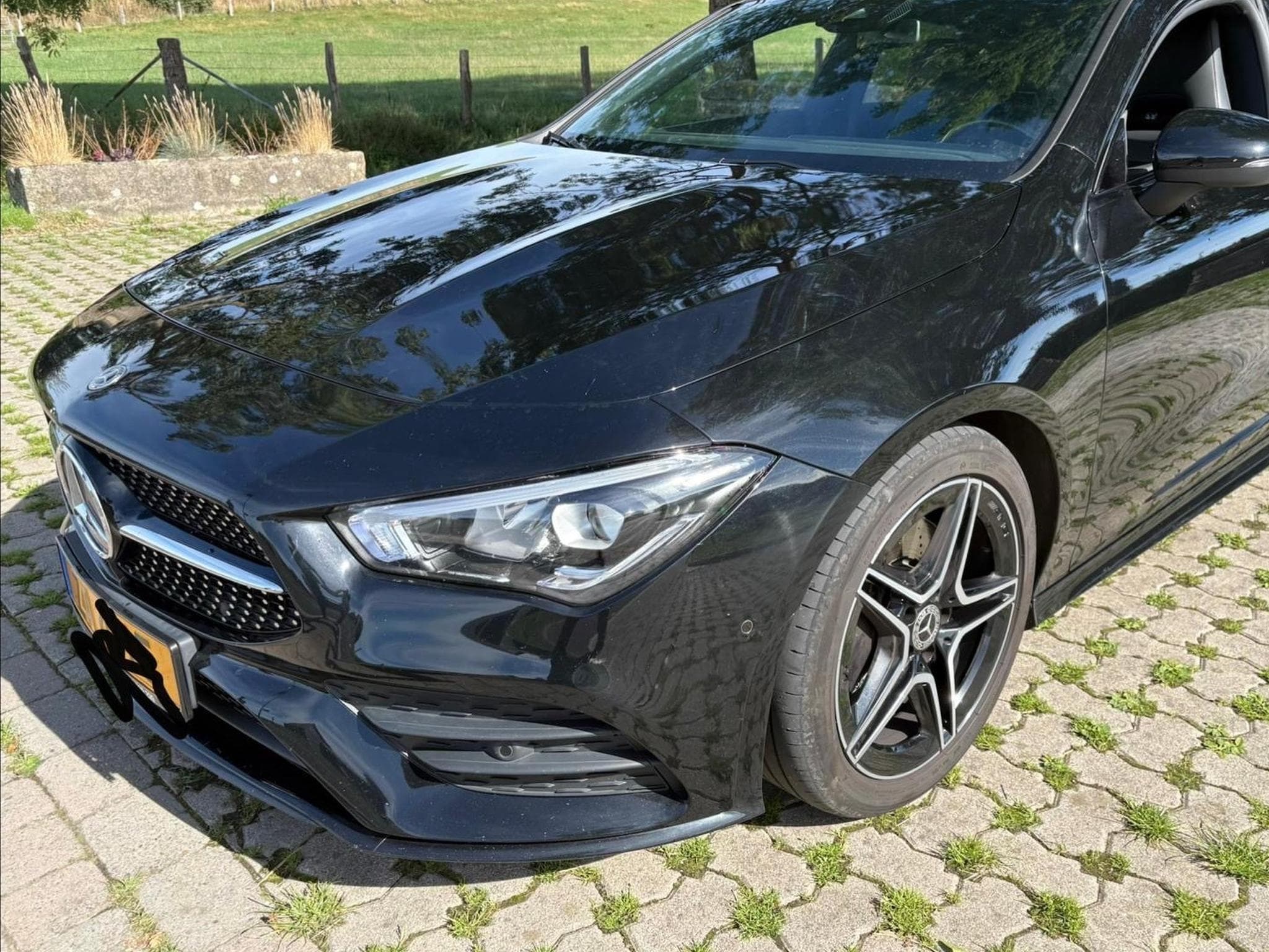 Mercedes CLA 200 CLA 200 d Shooting Brake  Pack M (2022) - Foto 3