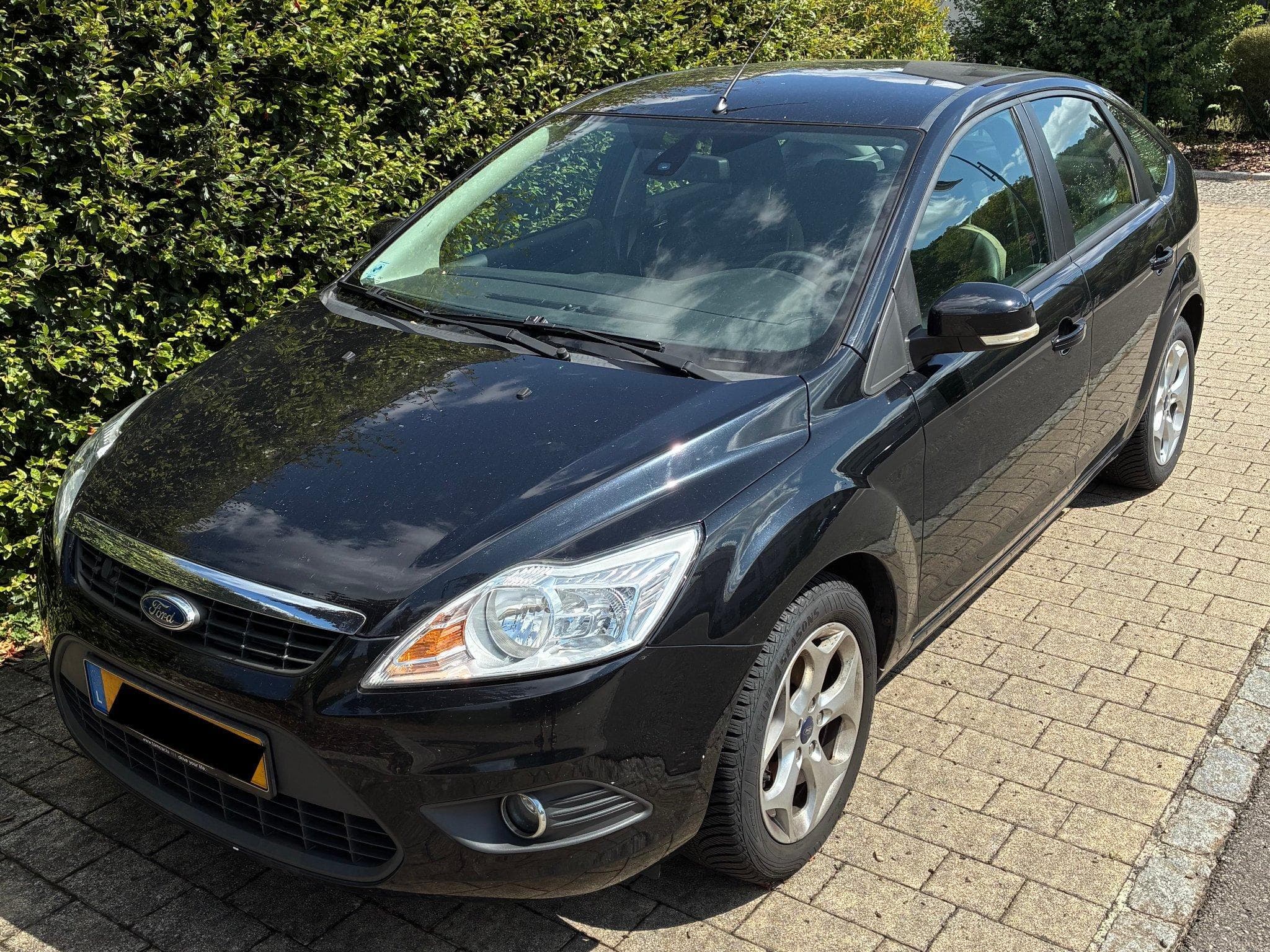 Ford Focus (2009) - Photo 2