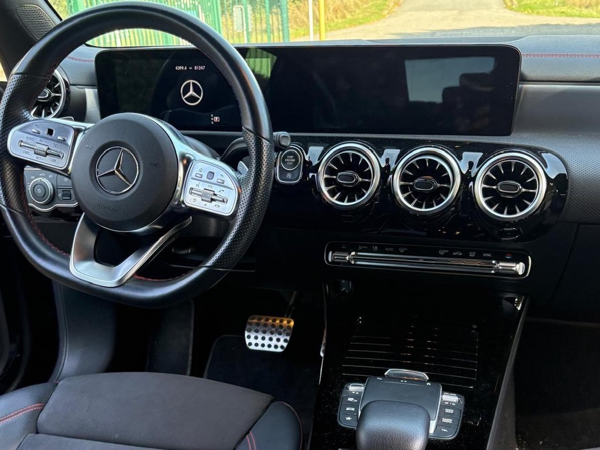 Mercedes CLA 200 CLA 200 d Shooting Brake  Pack M (2022) - Foto 8