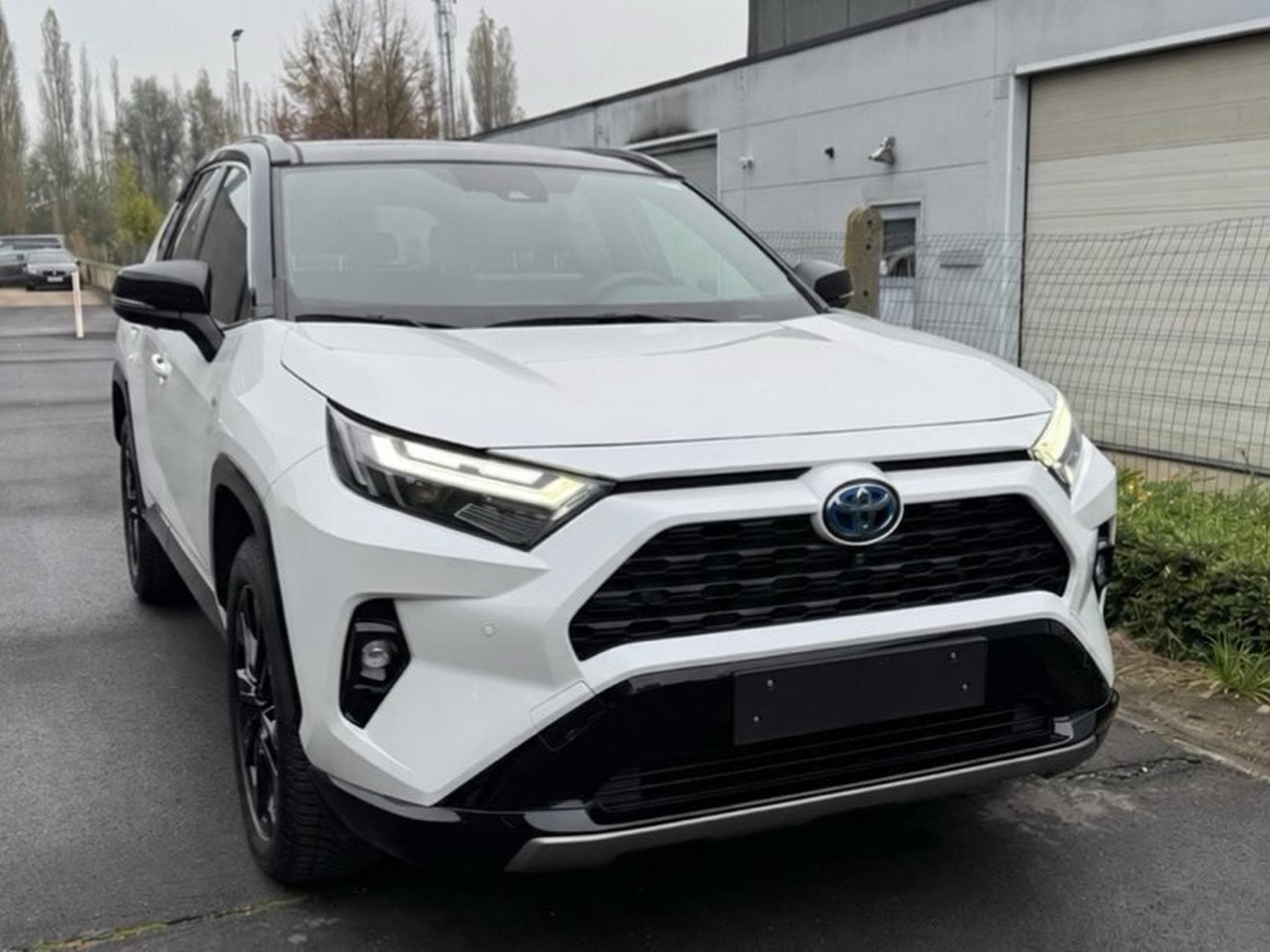Toyota Rav 4 RAV4 Hybrid Style Plus4X4 Cuir Pano Full (2023) - Photo 3