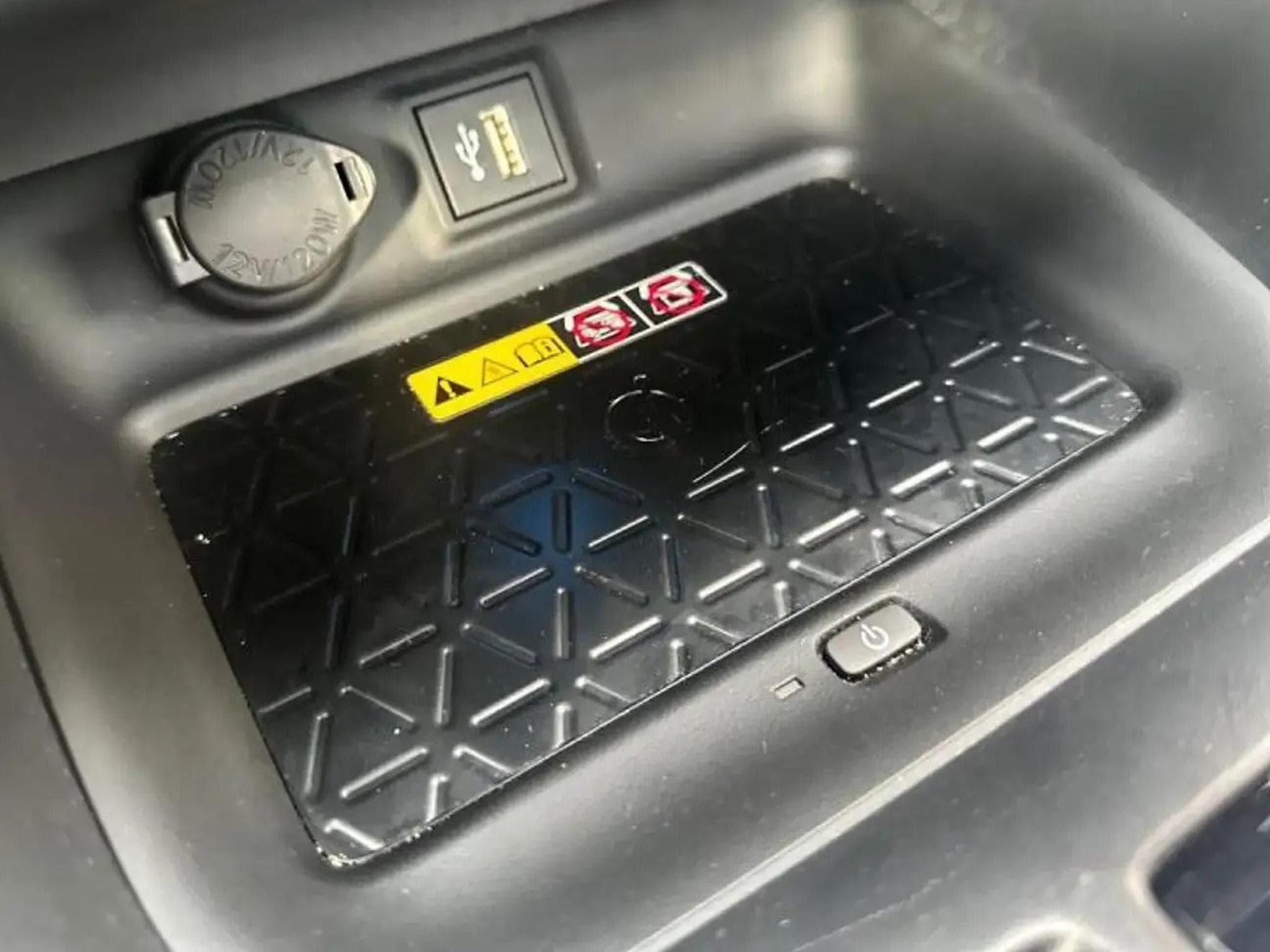 Toyota Rav 4 RAV4 Hybrid Style Plus4X4 Cuir Pano Full (2023) - Photo 12