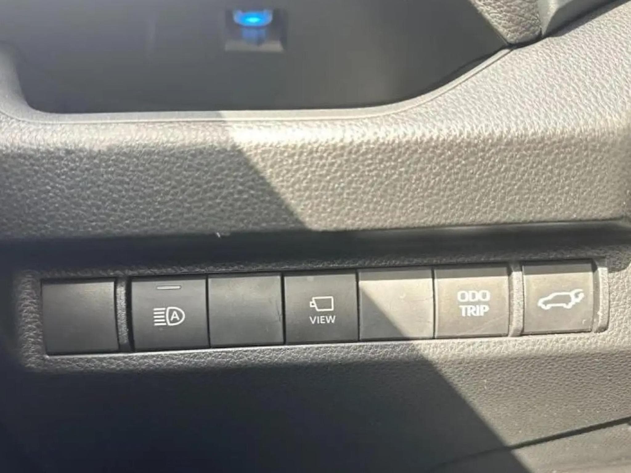 Toyota Rav 4 RAV4 Hybrid Style Plus4X4 Cuir Pano Full (2023) - Photo 13