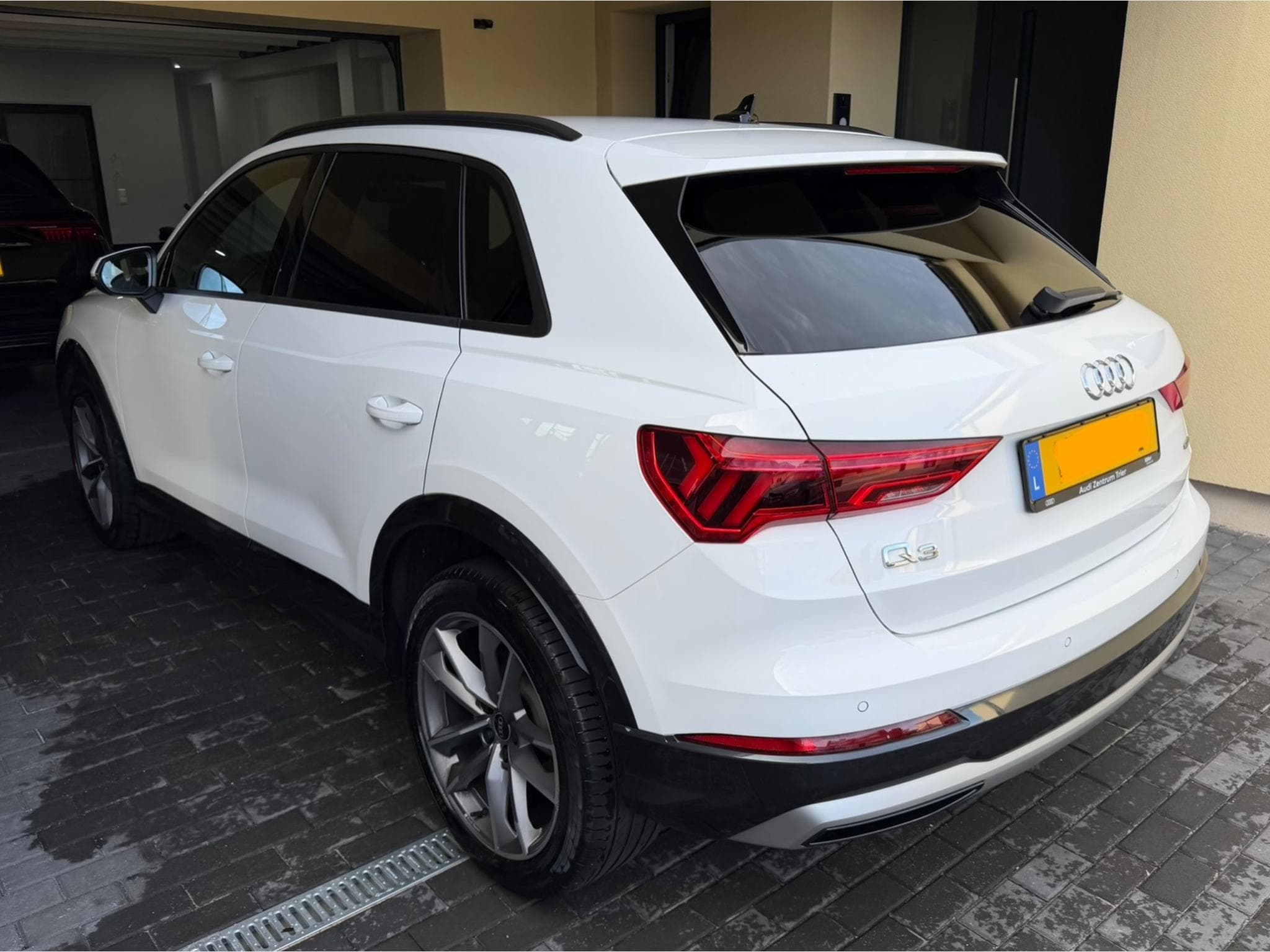 Audi Q3 35 Tdi Quattro (2021) - Photo 2
