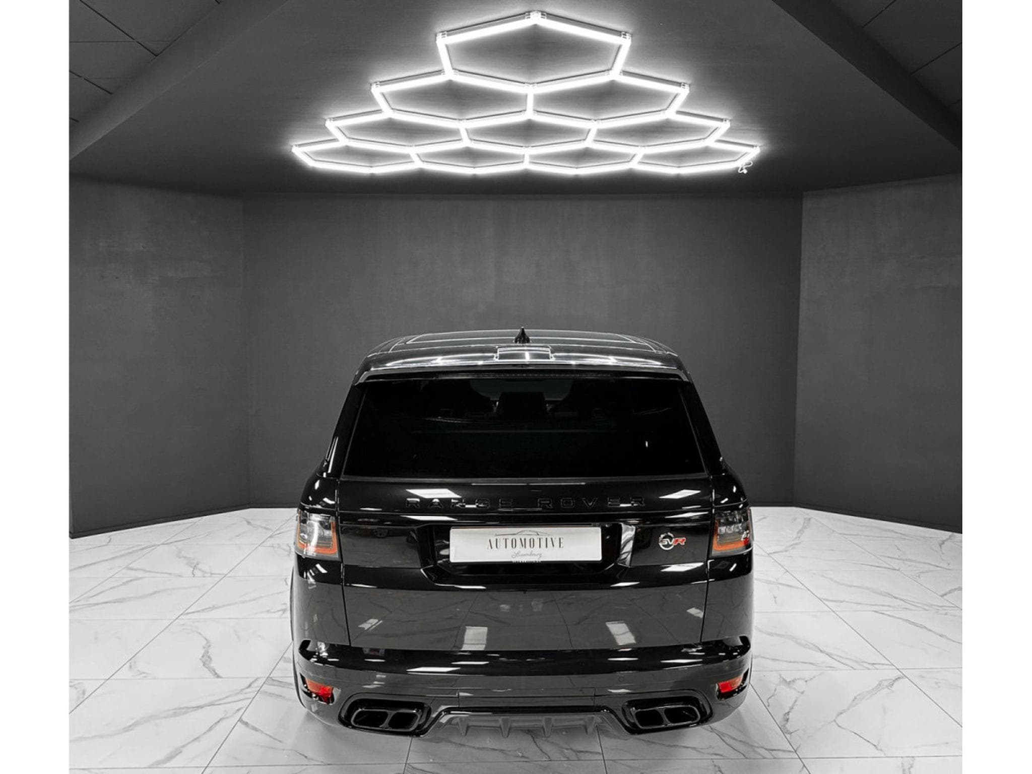 Land-Rover Range Rover Sport 5.0 V8 P575 SVR - full service (2020) - Photo 4