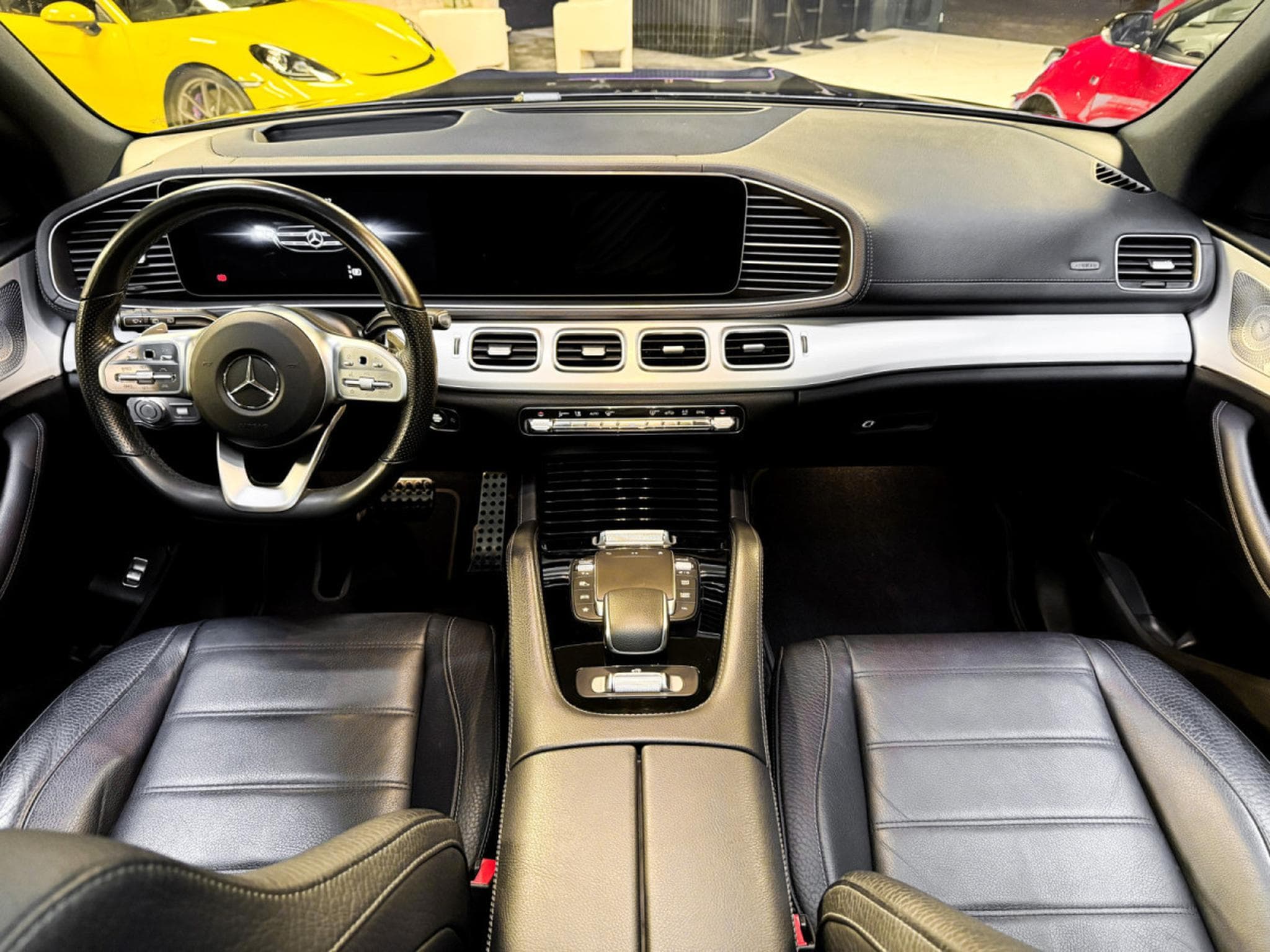 Mercedes GLS 400 d AMG Line 7 seats FULL (2020) - Photo 12