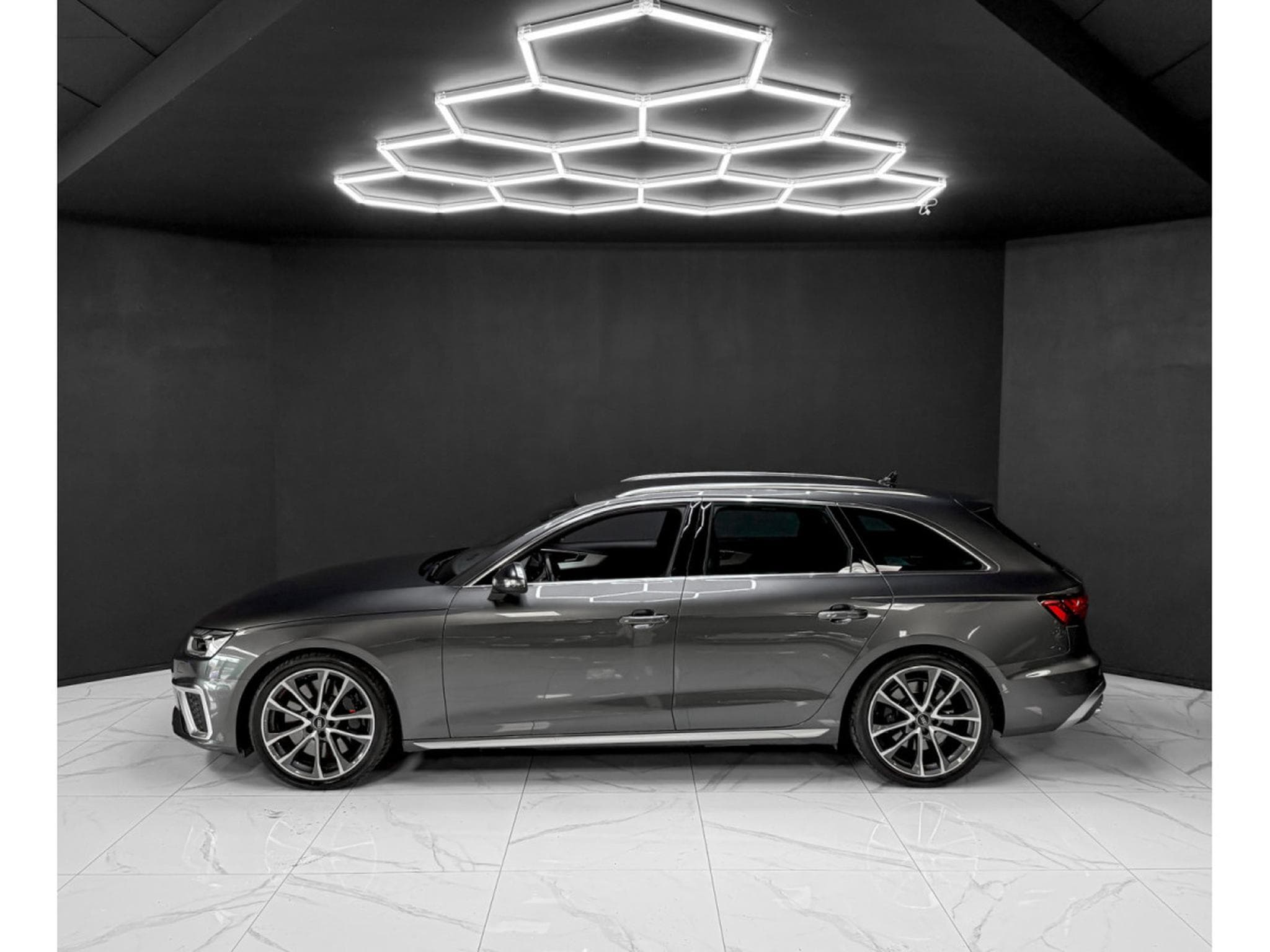 Audi S4 Avant 3.0 TDI Quattro (2022) - Photo 2