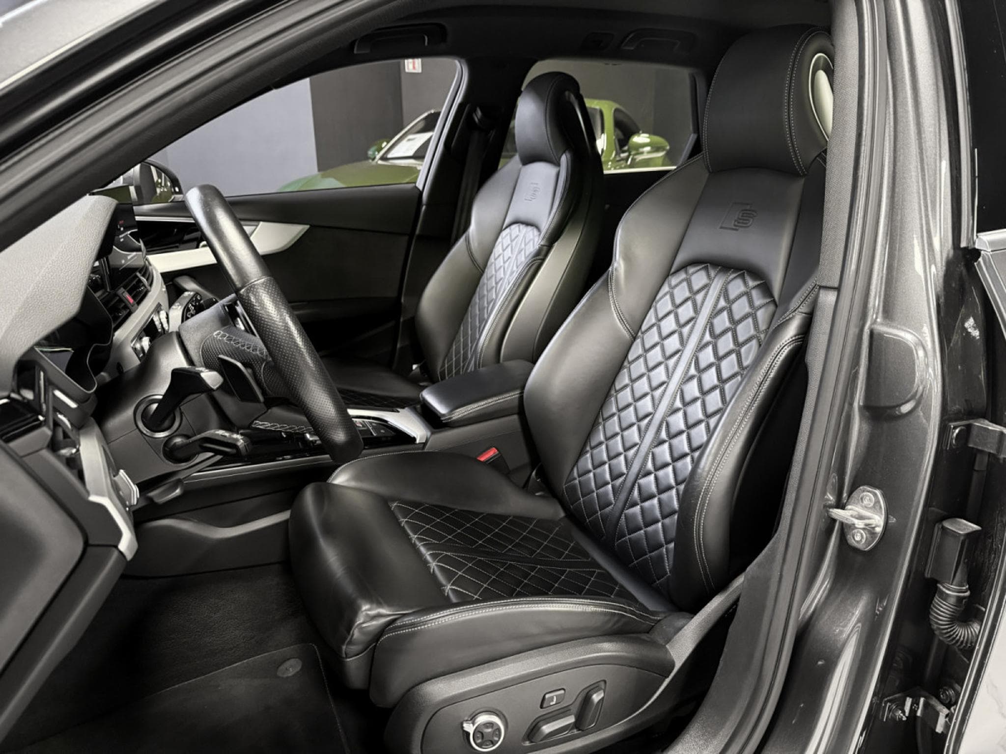 Audi S4 Avant 3.0 TDI Quattro (2022) - Photo 11