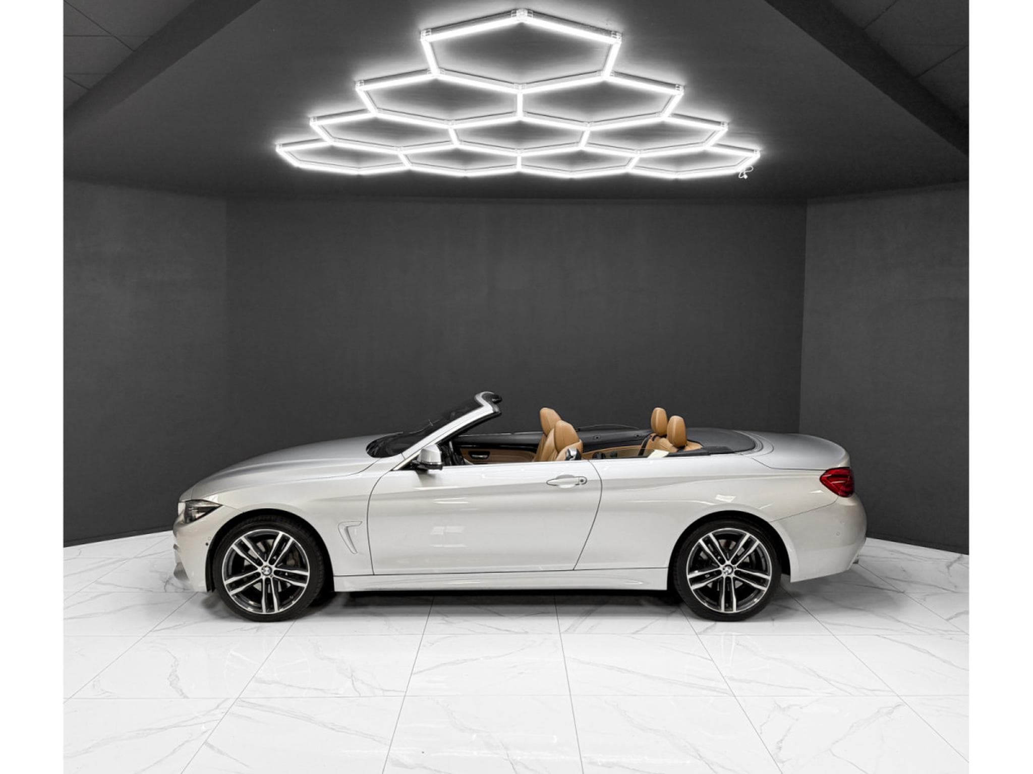 BMW 435 435d xDrive M Sport Cabrio (2018) - Photo 2