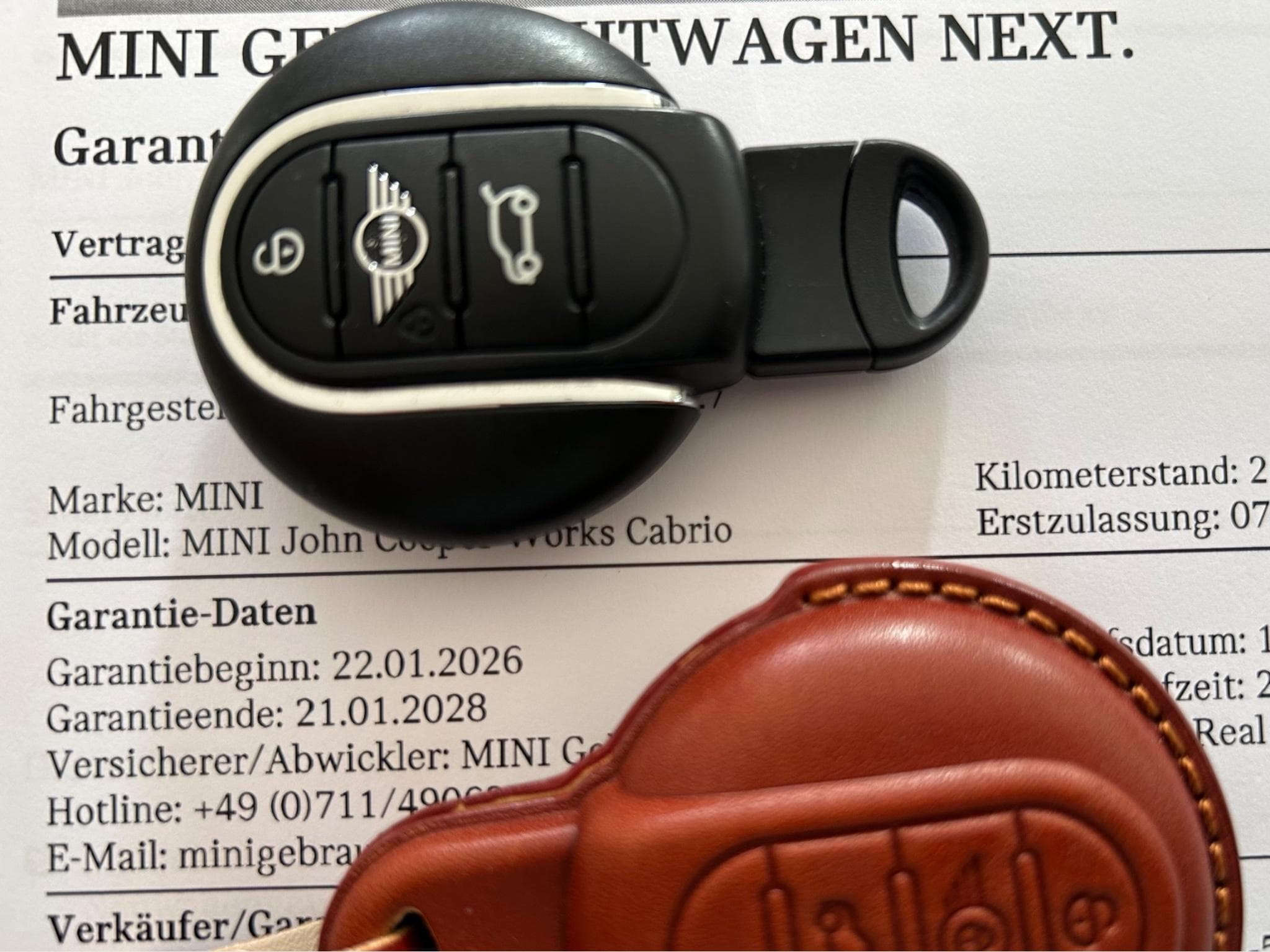 Mini Cabrio Cooper John Cooper Works (2022) - Photo 11