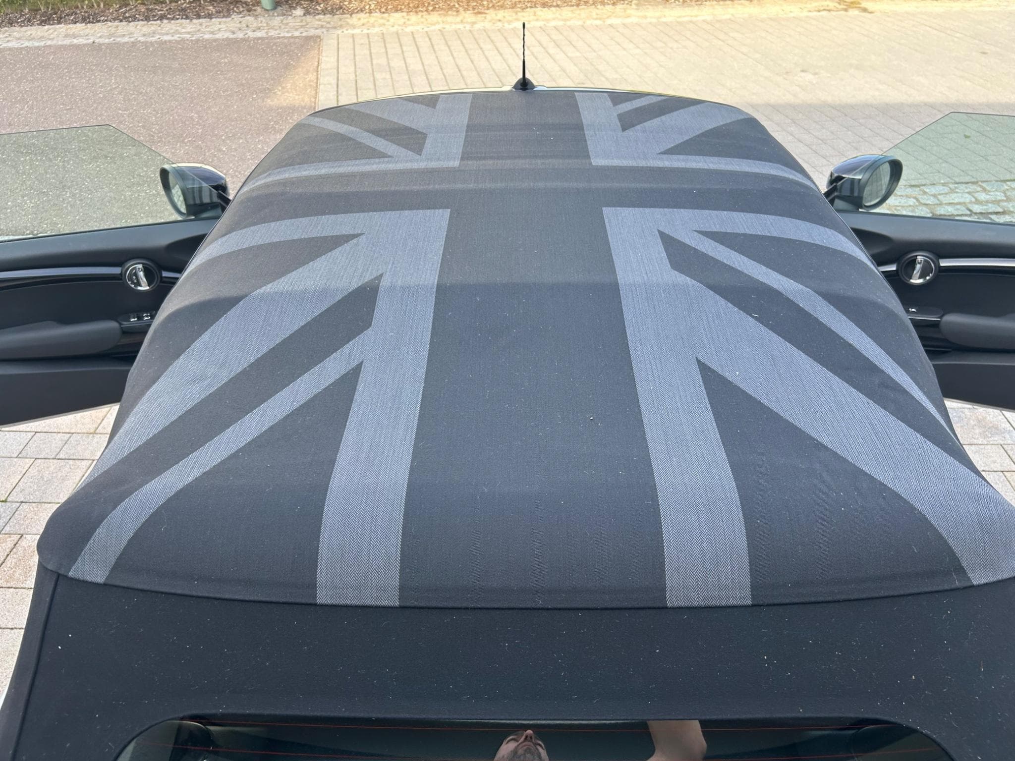 Mini Cabrio Cooper John Cooper Works (2022) - Photo 13