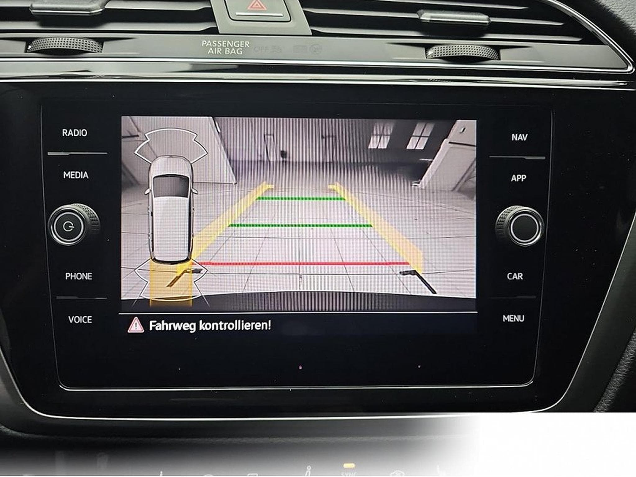 VW Touran (2026) - Foto 9