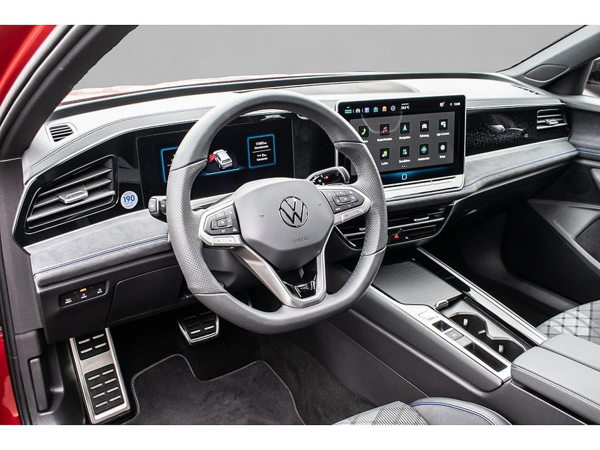 VW Passat (2025) - Photo 7
