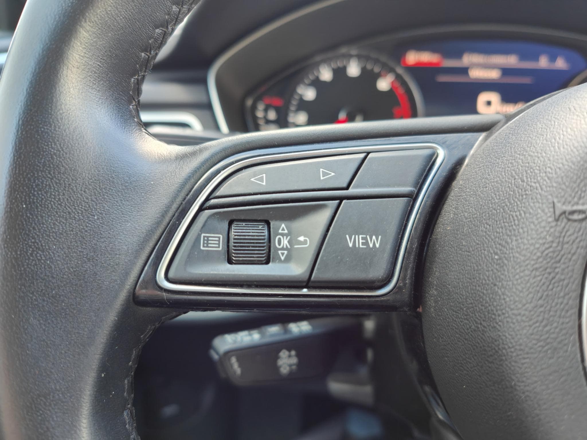 Audi A5 A5 SPORTBACK 35 TFSI S-LINE (2022) - Photo 11