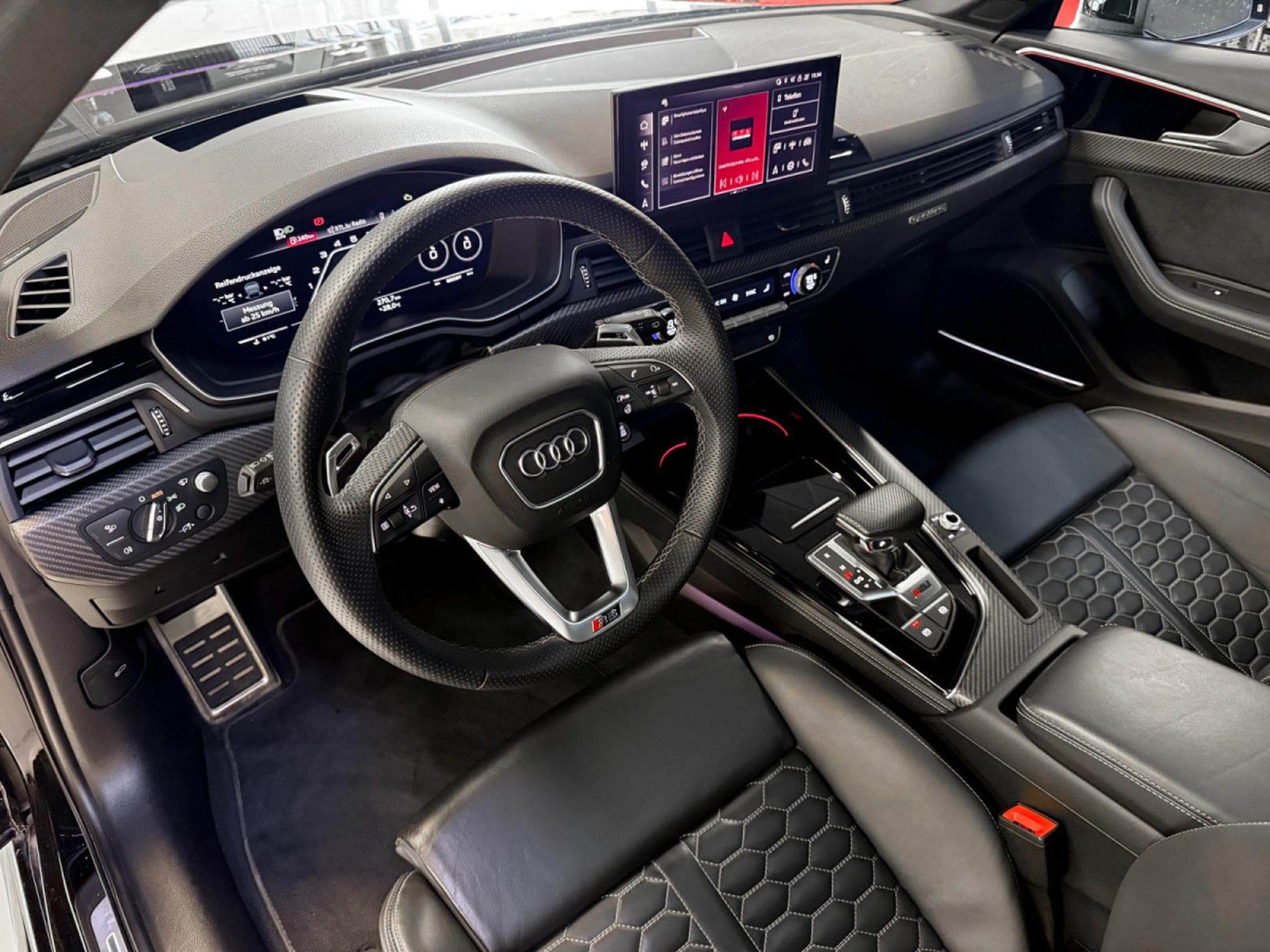 Audi RS4 COMPETITION - WARRANTY 2027 (2024) - Photo 11