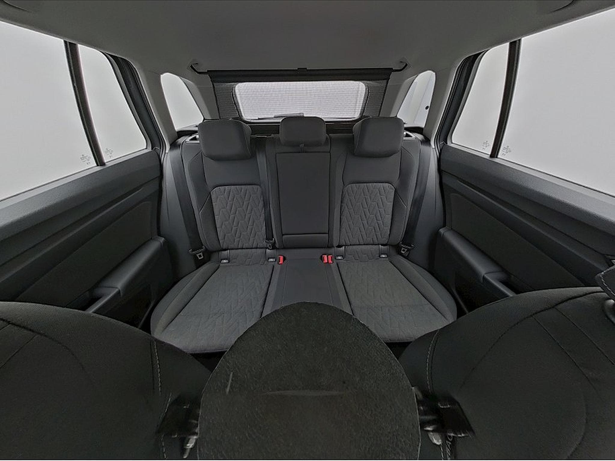 VW Golf (2024) - Photo 7