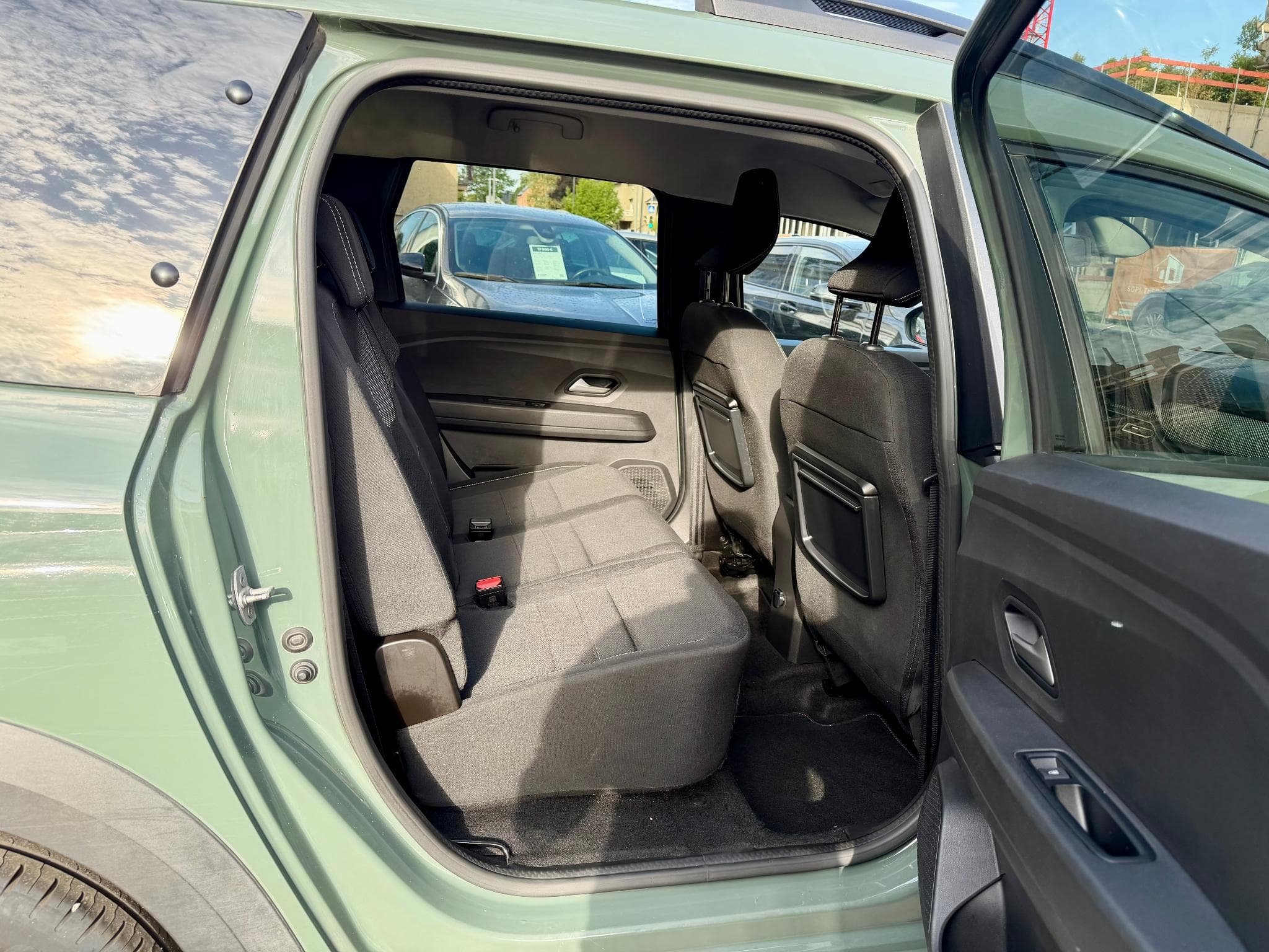 Dacia Jogger 1.6 Hybrid 140 Extreme 7pl. (2023) - Photo 12