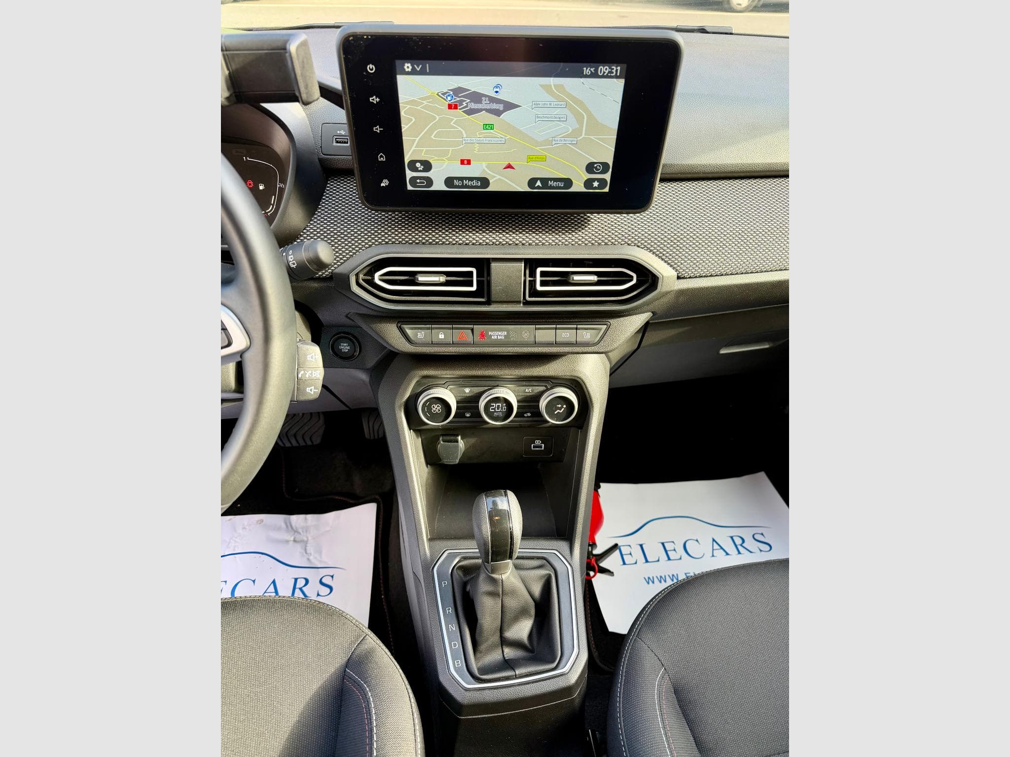 Dacia Jogger 1.6 Hybrid 140 Extreme 7pl. (2023) - Photo 14