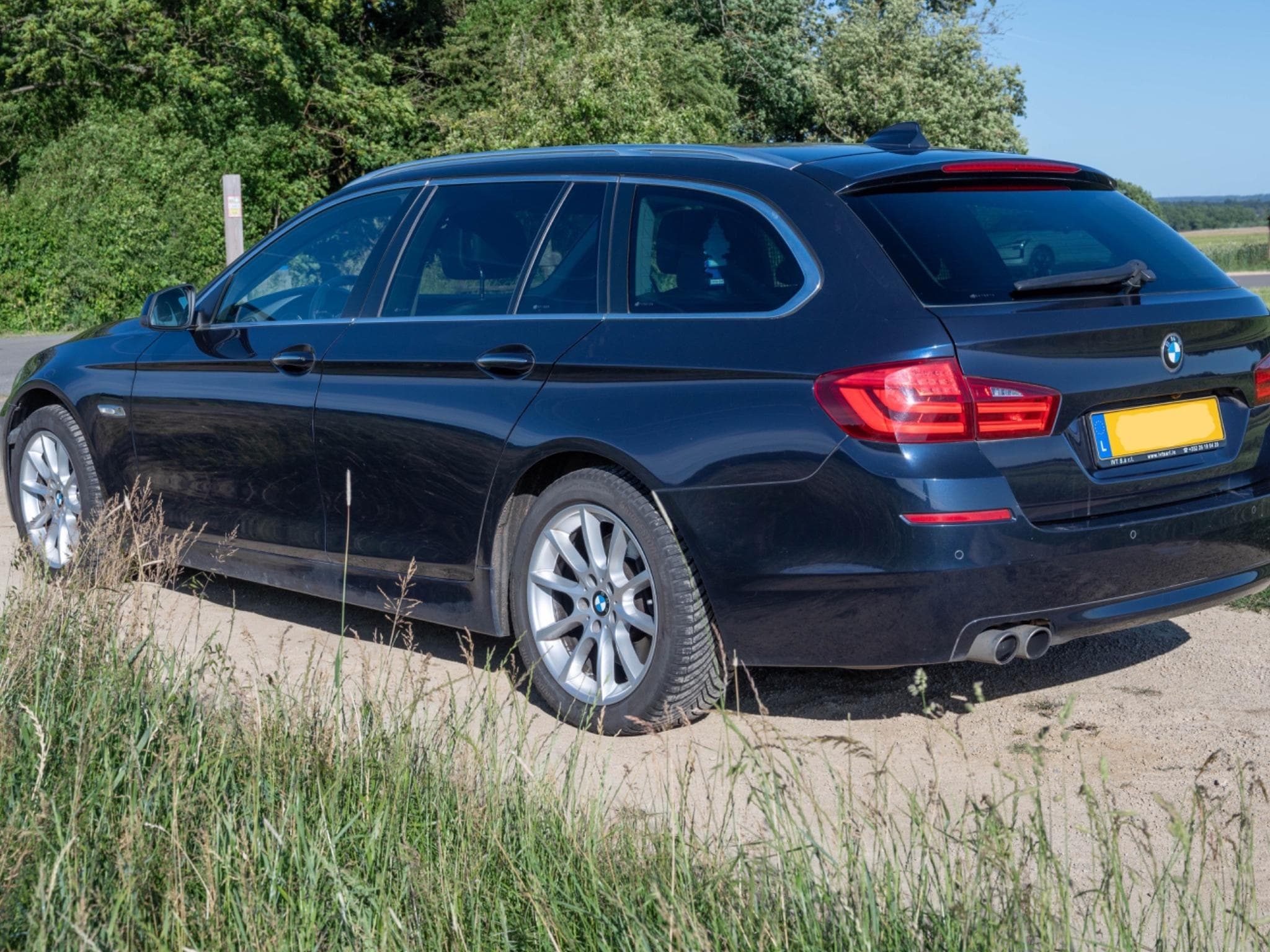 BMW 530 (2012) - Photo 2