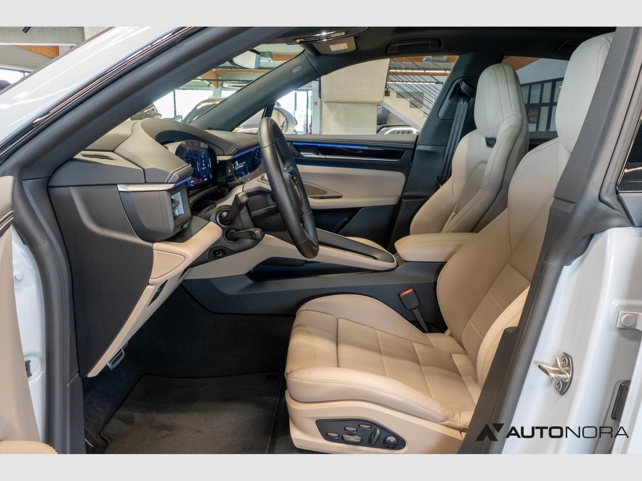 Porsche Macan Macan 4 (2024) - Photo 11