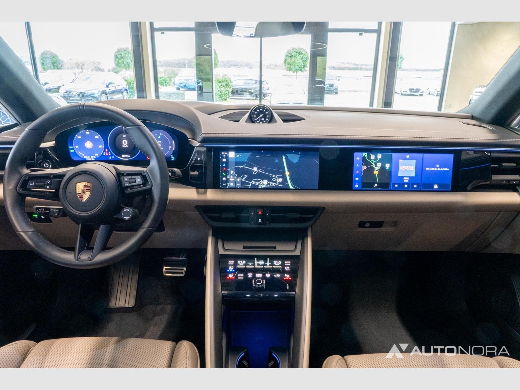 Porsche Macan Macan 4 (2024) - Photo 15